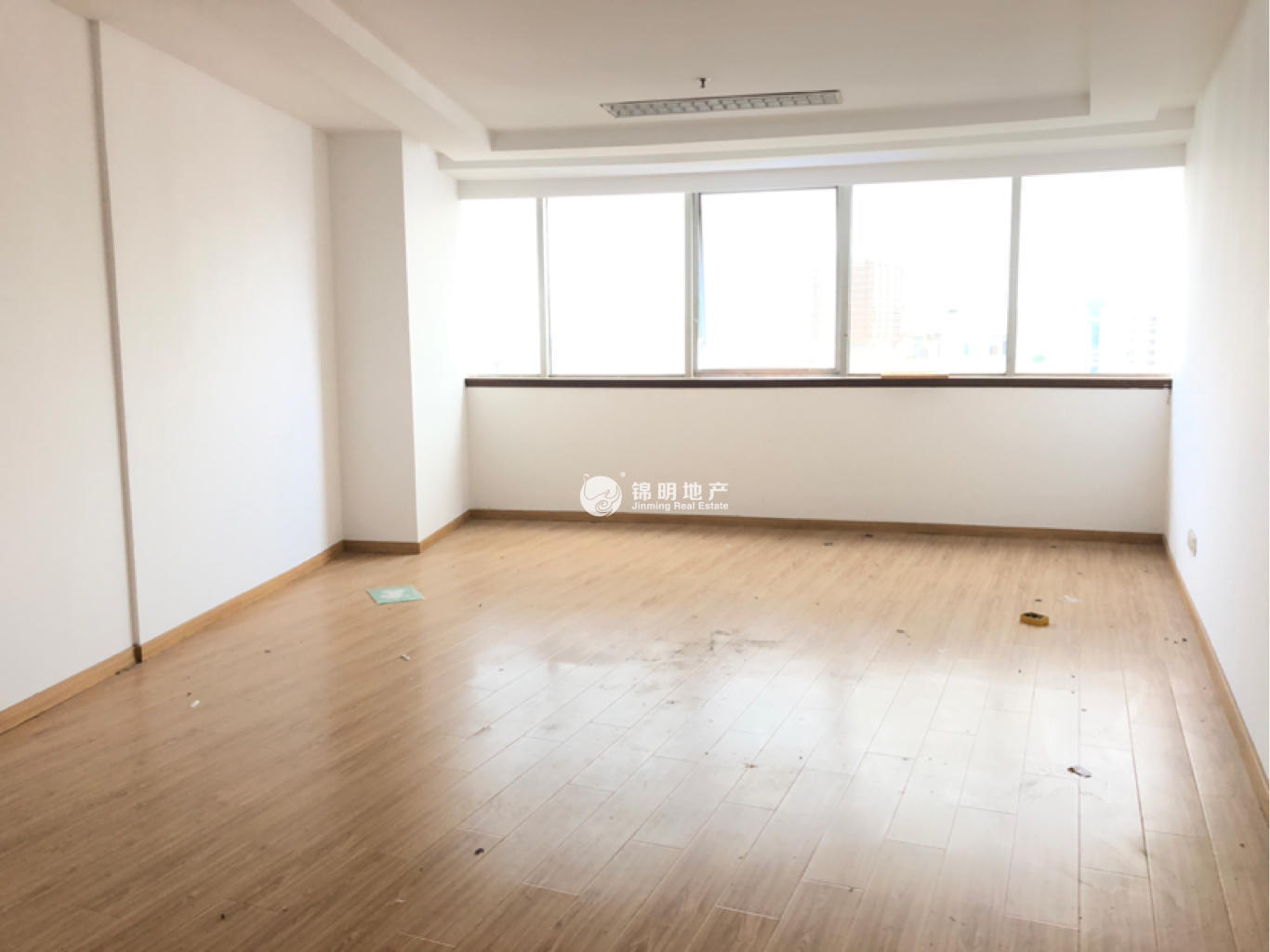 光新华源世界广场51平米写字楼出租