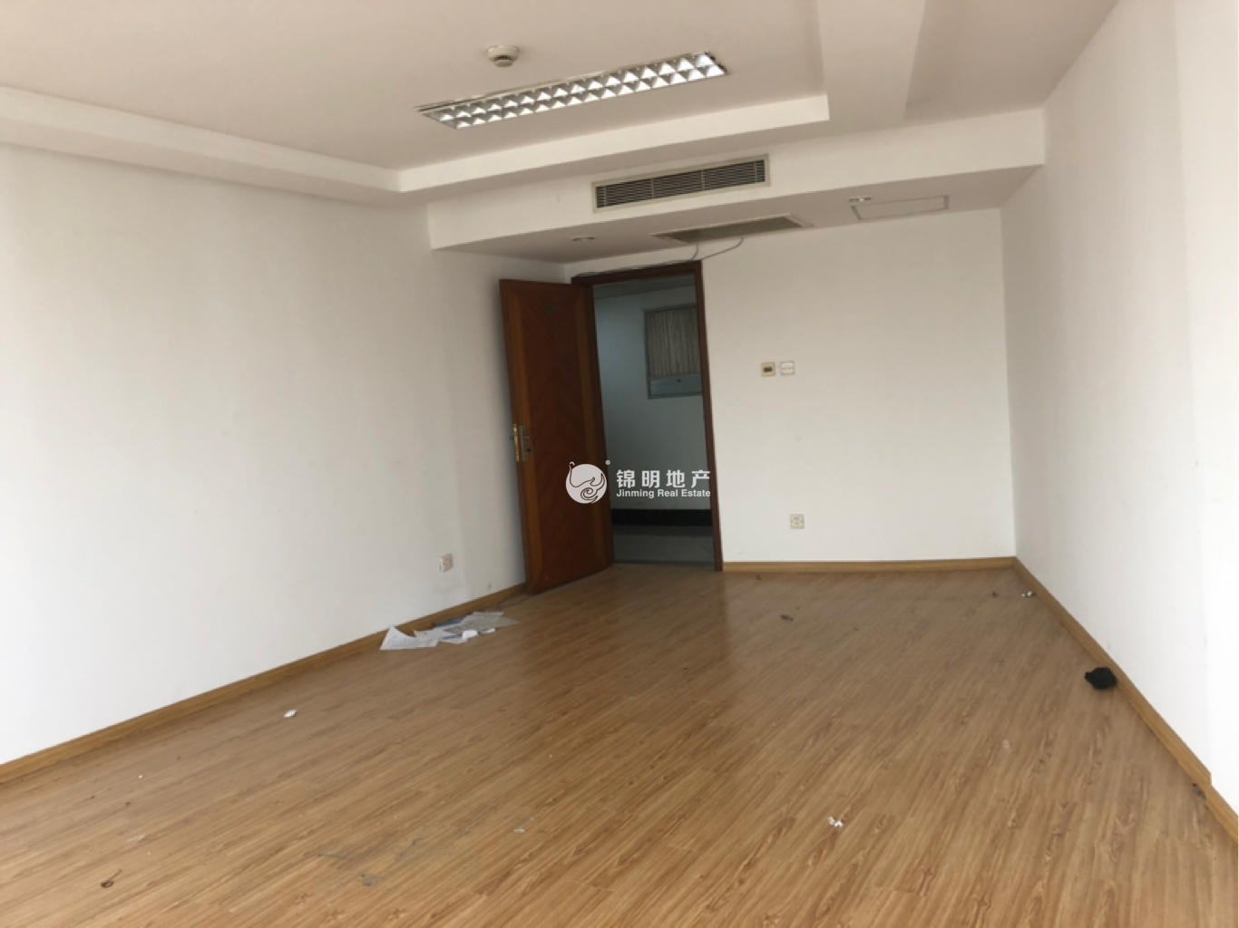 光新华源世界广场51平米写字楼出租