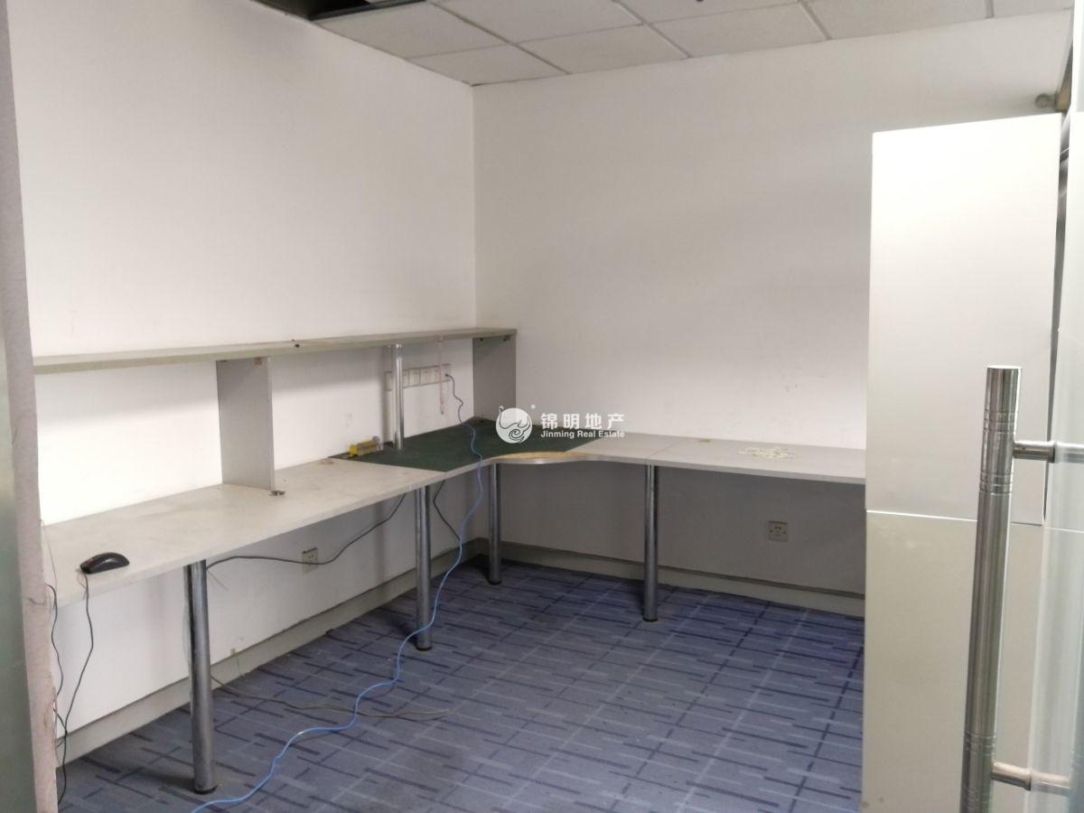 豫园新上海城市广场98平米写字楼出租