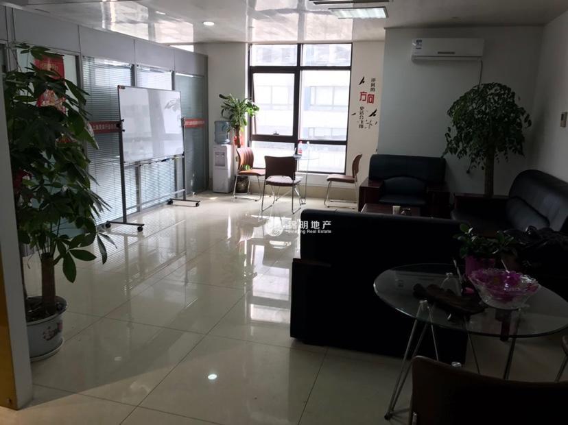 人民广场港泰广场168平米写字楼出租