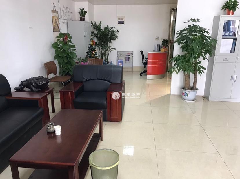 人民广场港泰广场168平米写字楼出租