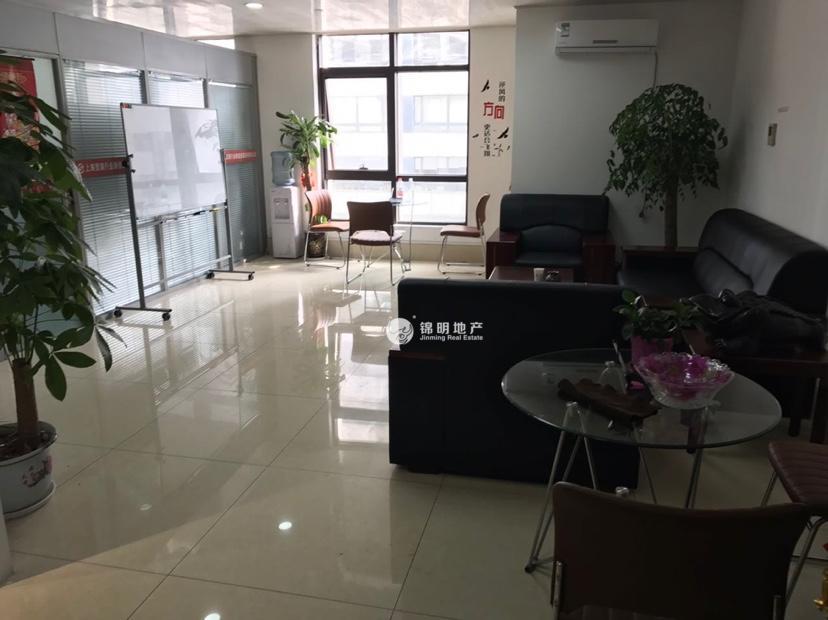 人民广场港泰广场168平米写字楼出租