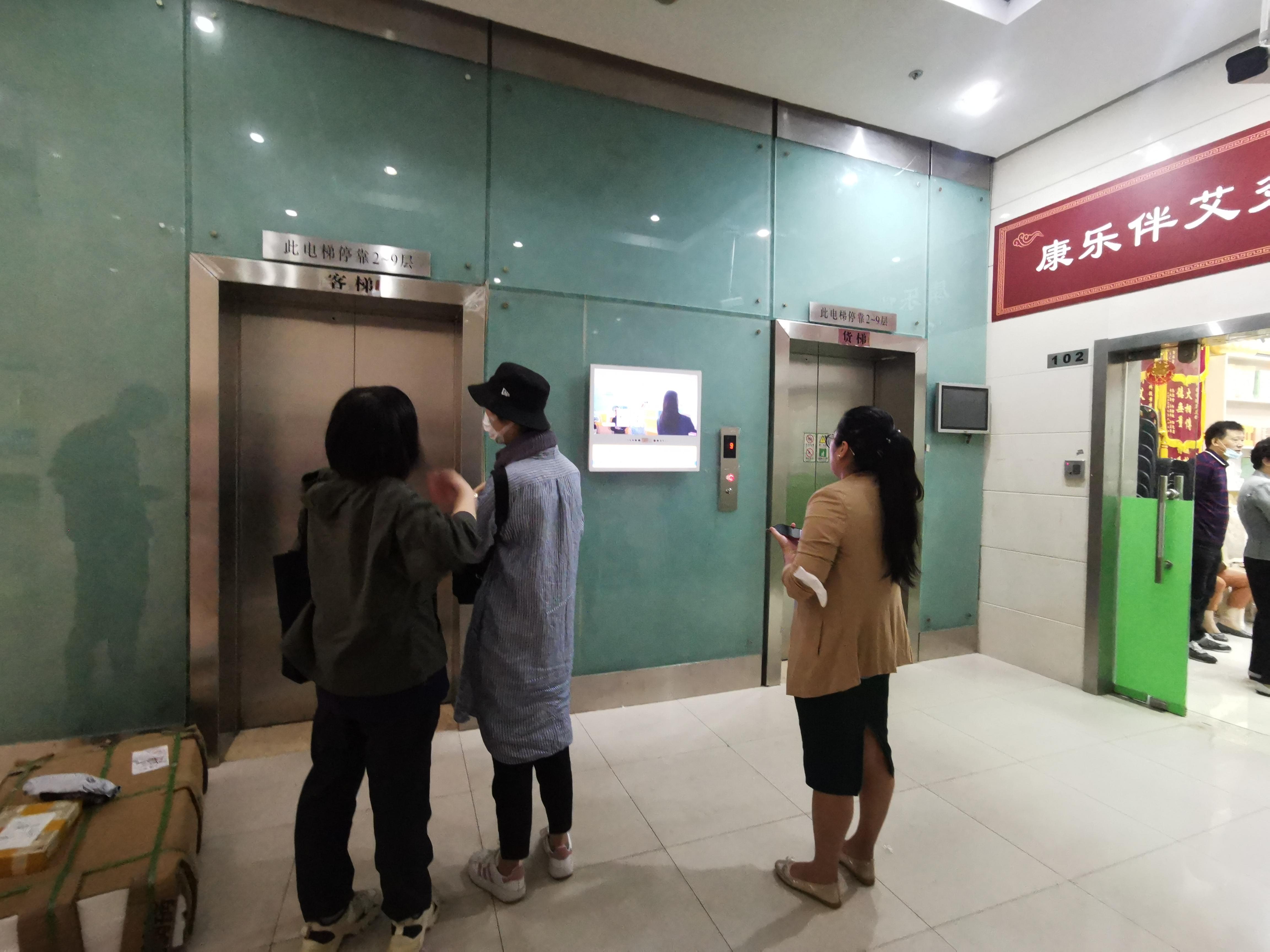 老西门万事利大厦62平米写字楼出租