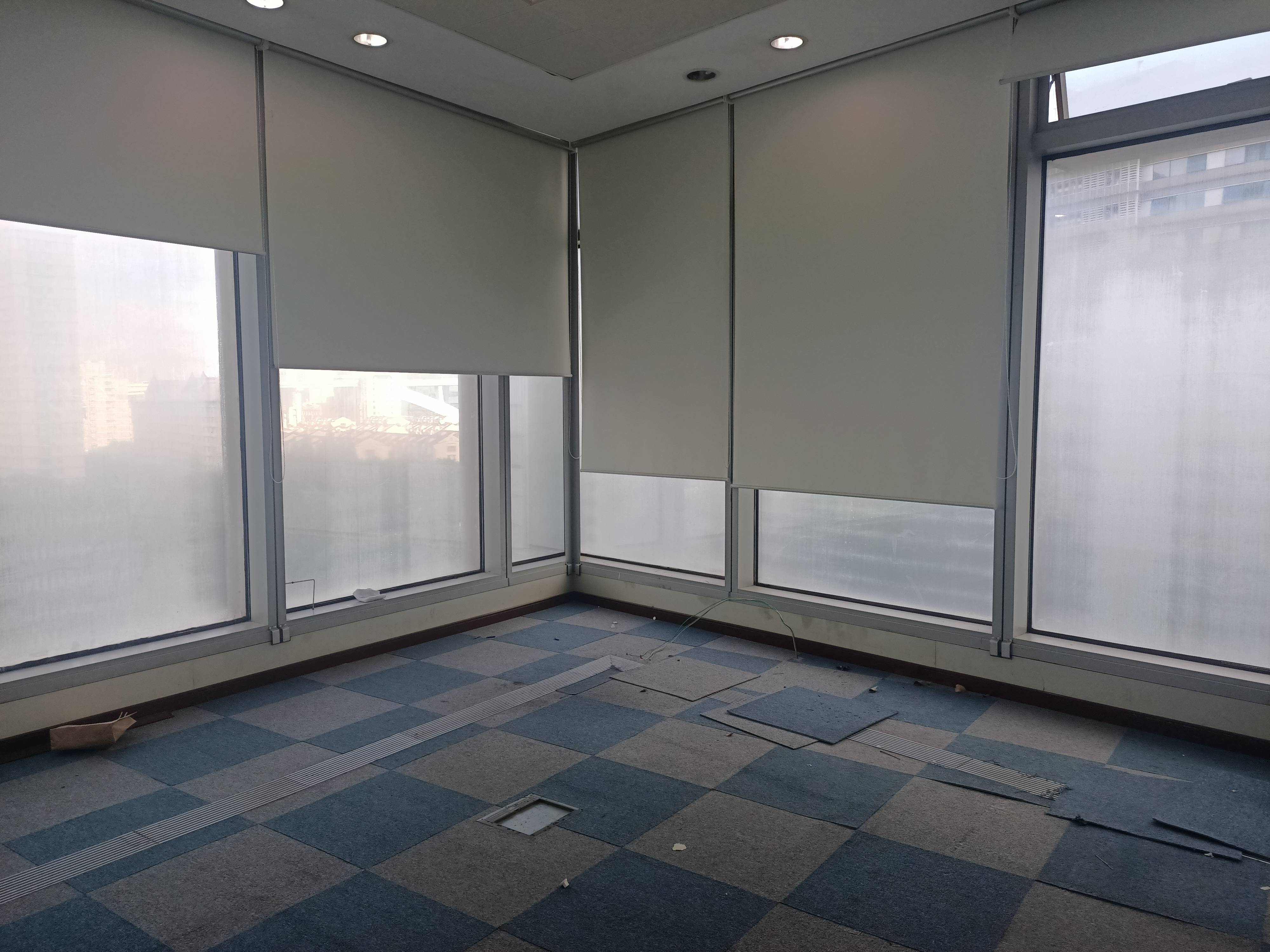 世博滨江绿地海外滩168平米写字楼出租