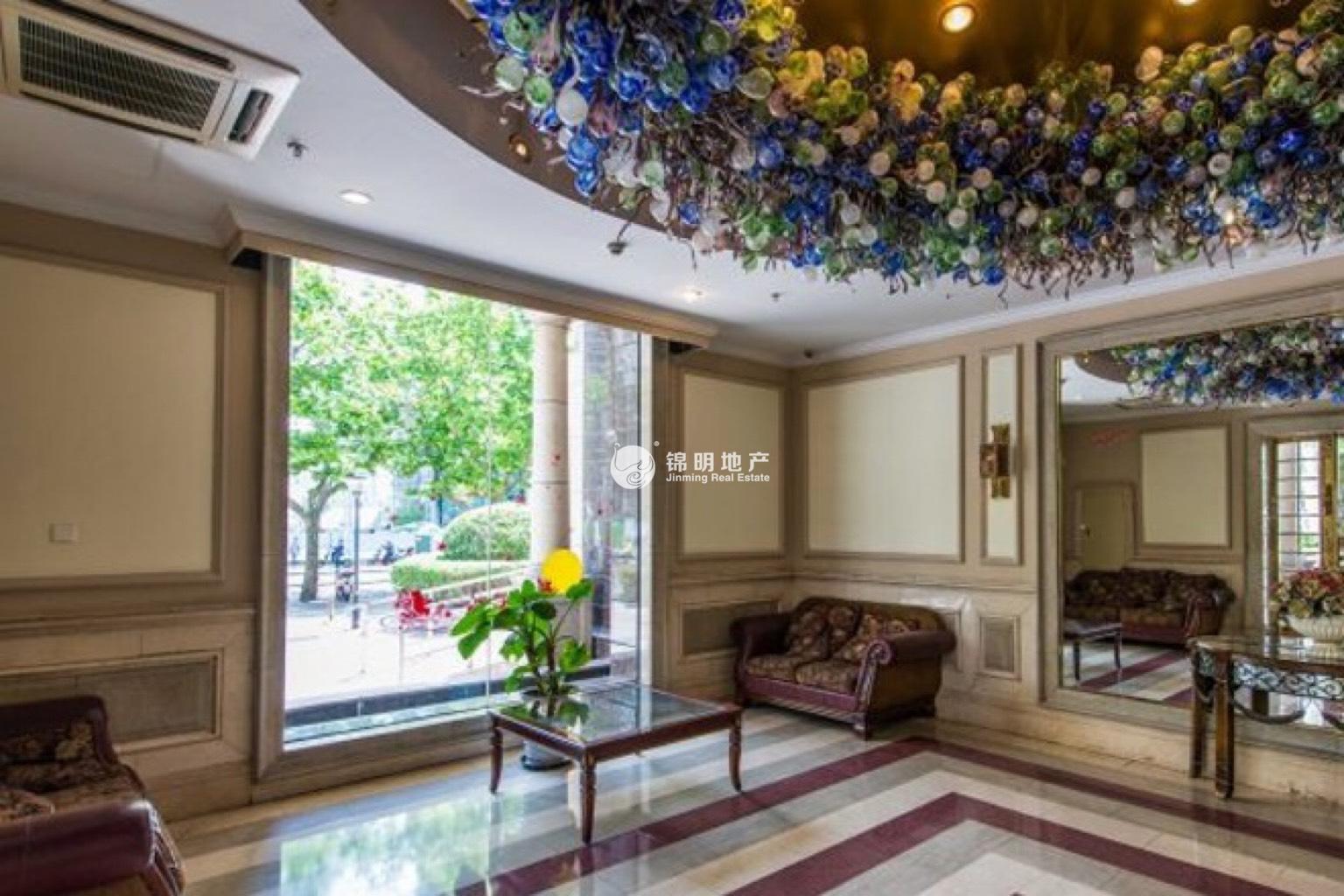 长寿路圣天地商务楼62平米写字楼出租