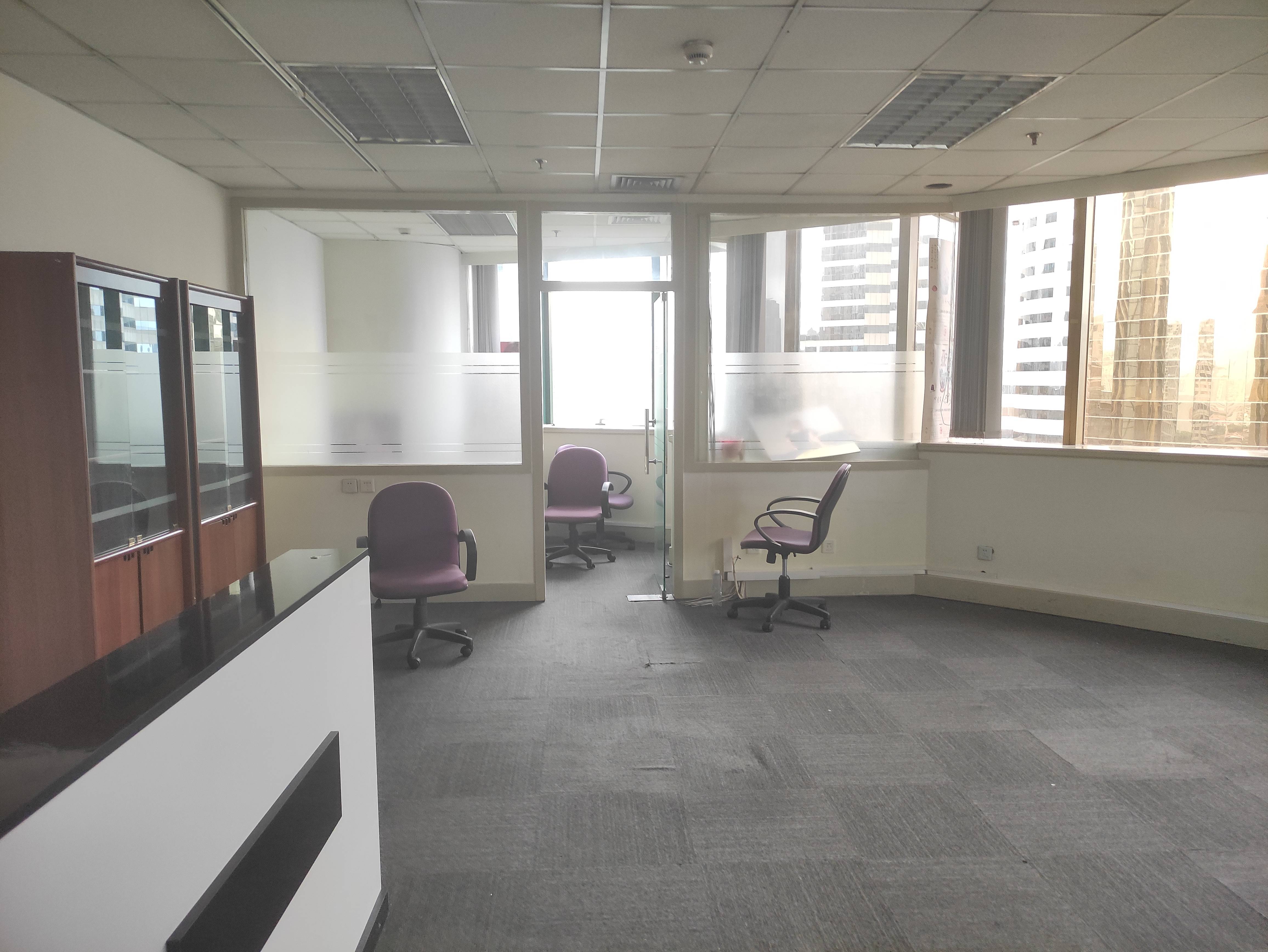 淮海中路恒积大厦127平米写字楼出租