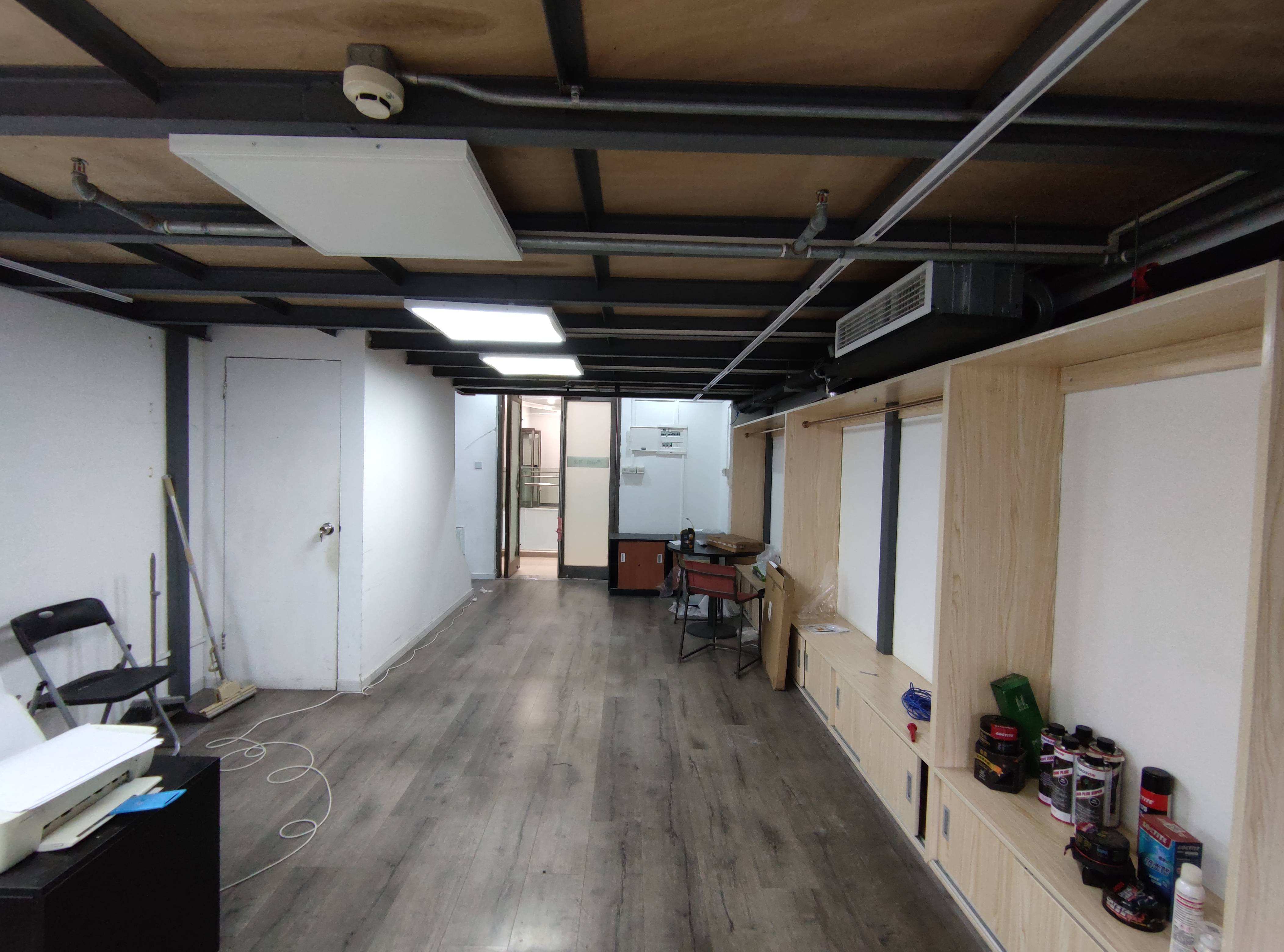 华漕万科时一区68平米写字楼出租