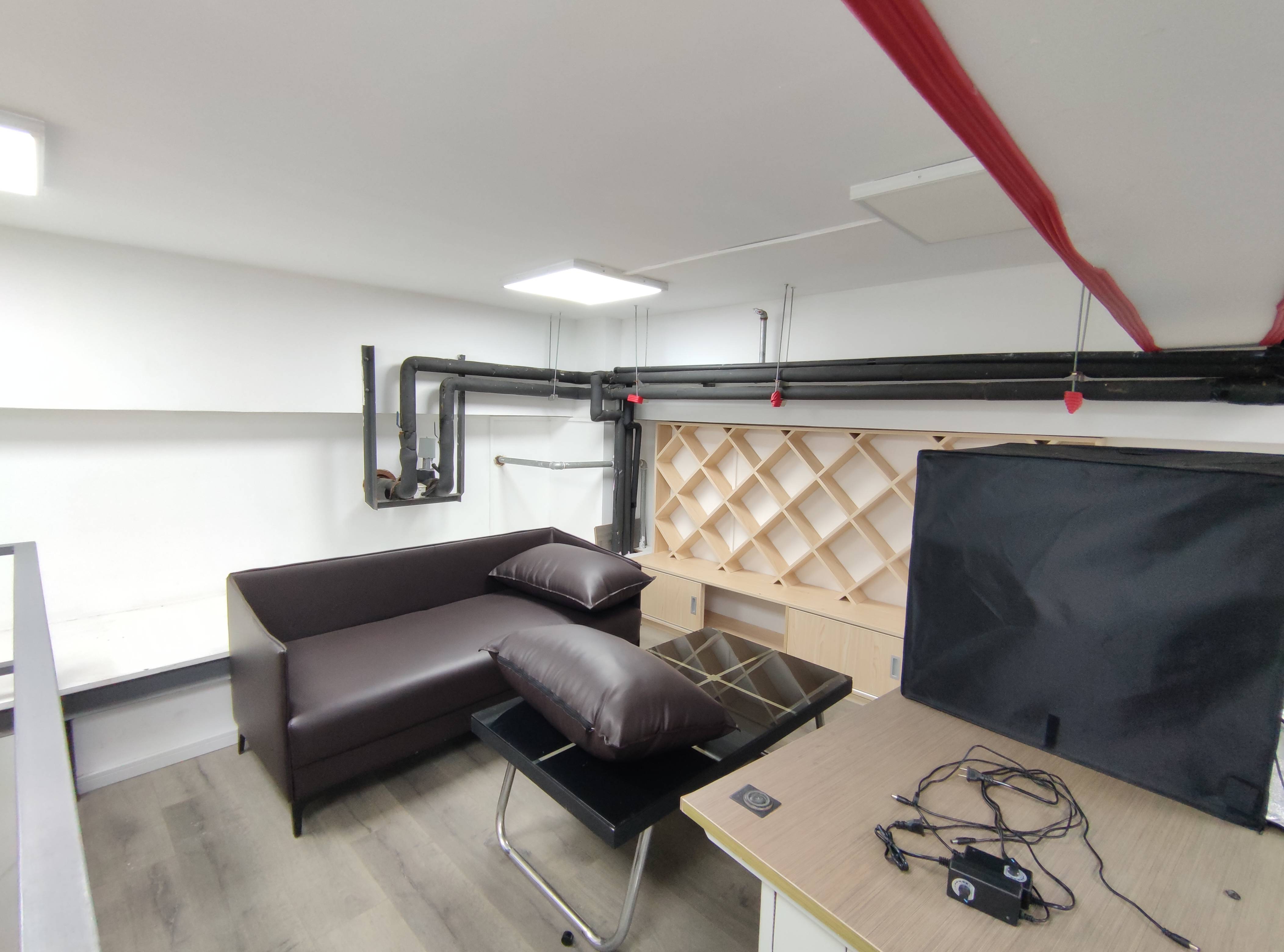 华漕万科时一区68平米写字楼出租