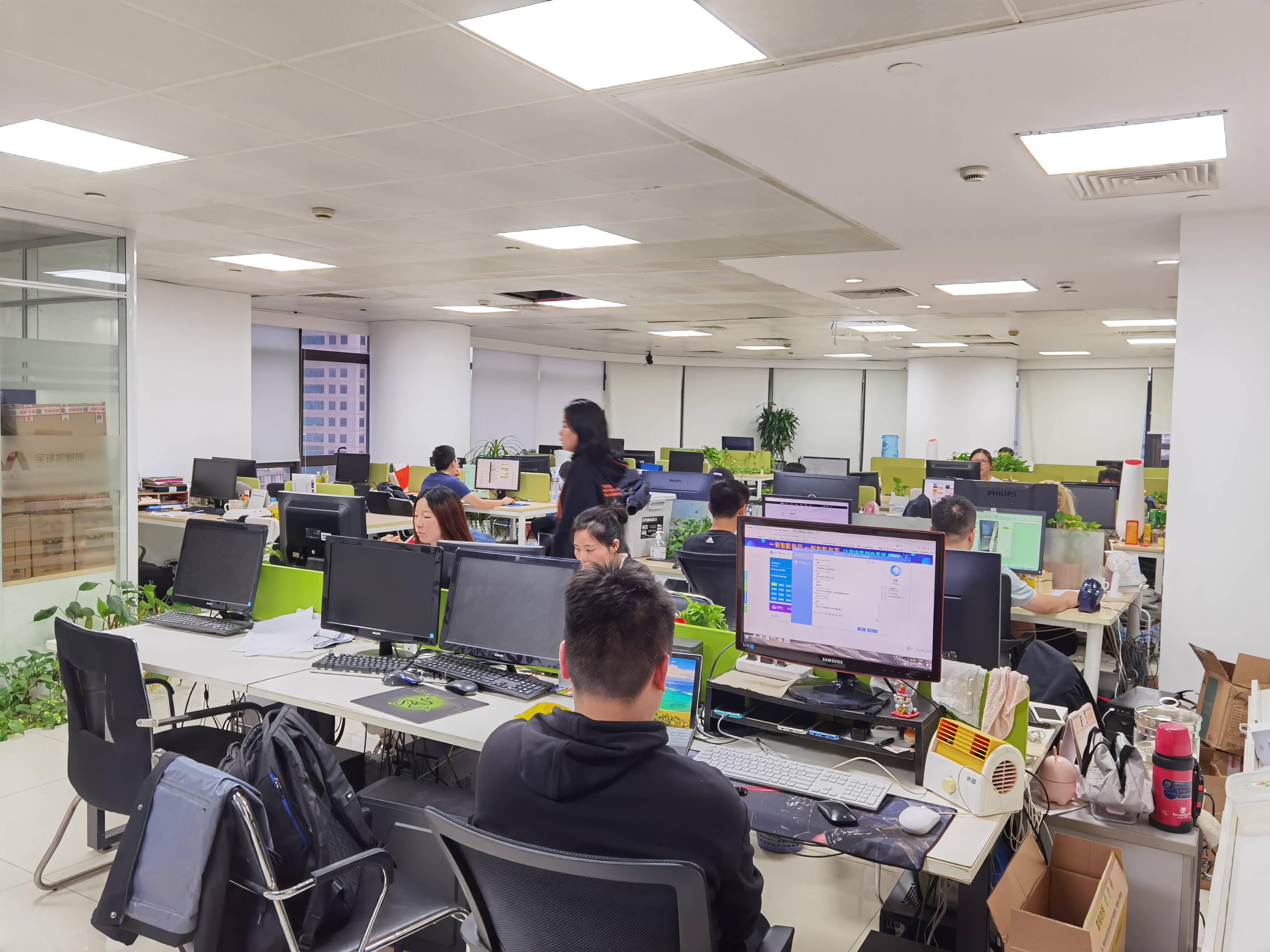 不夜城苏河1号151平米写字楼出租