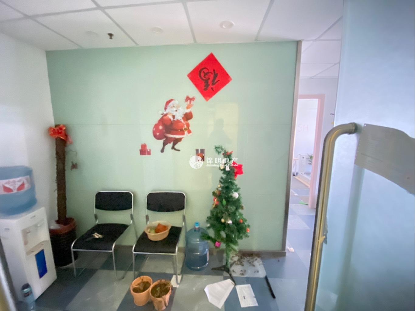 莘庄绿地蓝海77平米写字楼出租