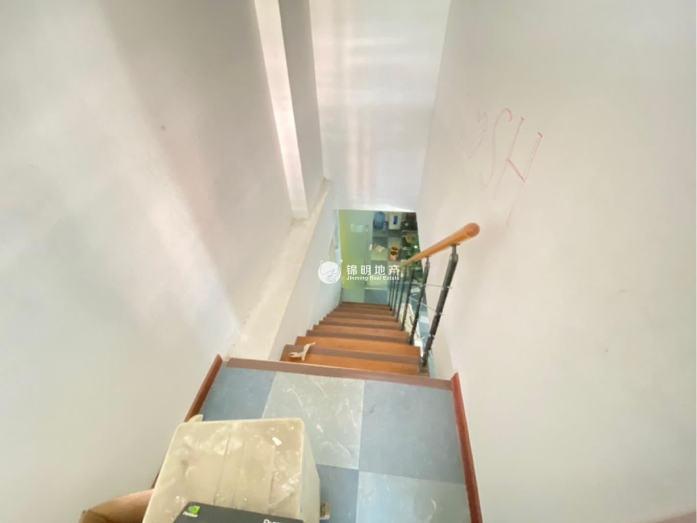 莘庄绿地蓝海77平米写字楼出租