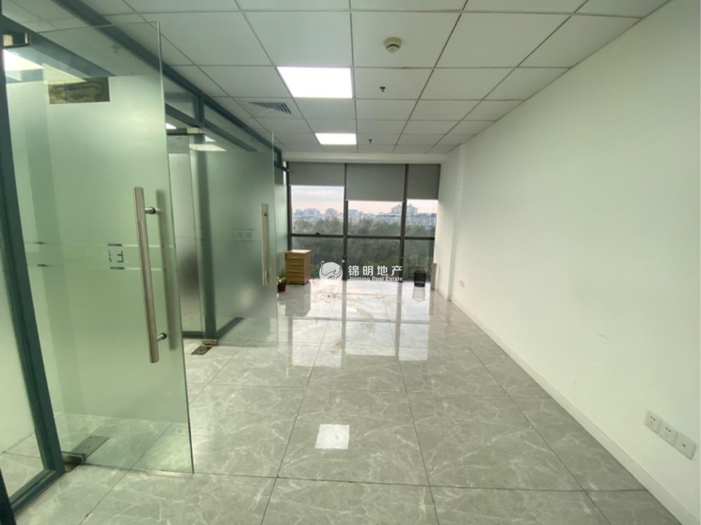 莘庄绿地蓝海102平米写字楼出租