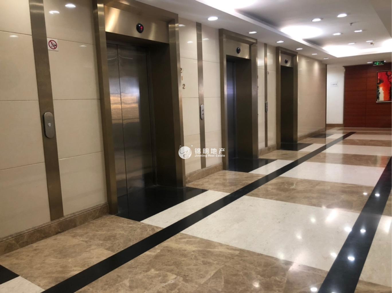 不夜城苏河1号213平米写字楼出租