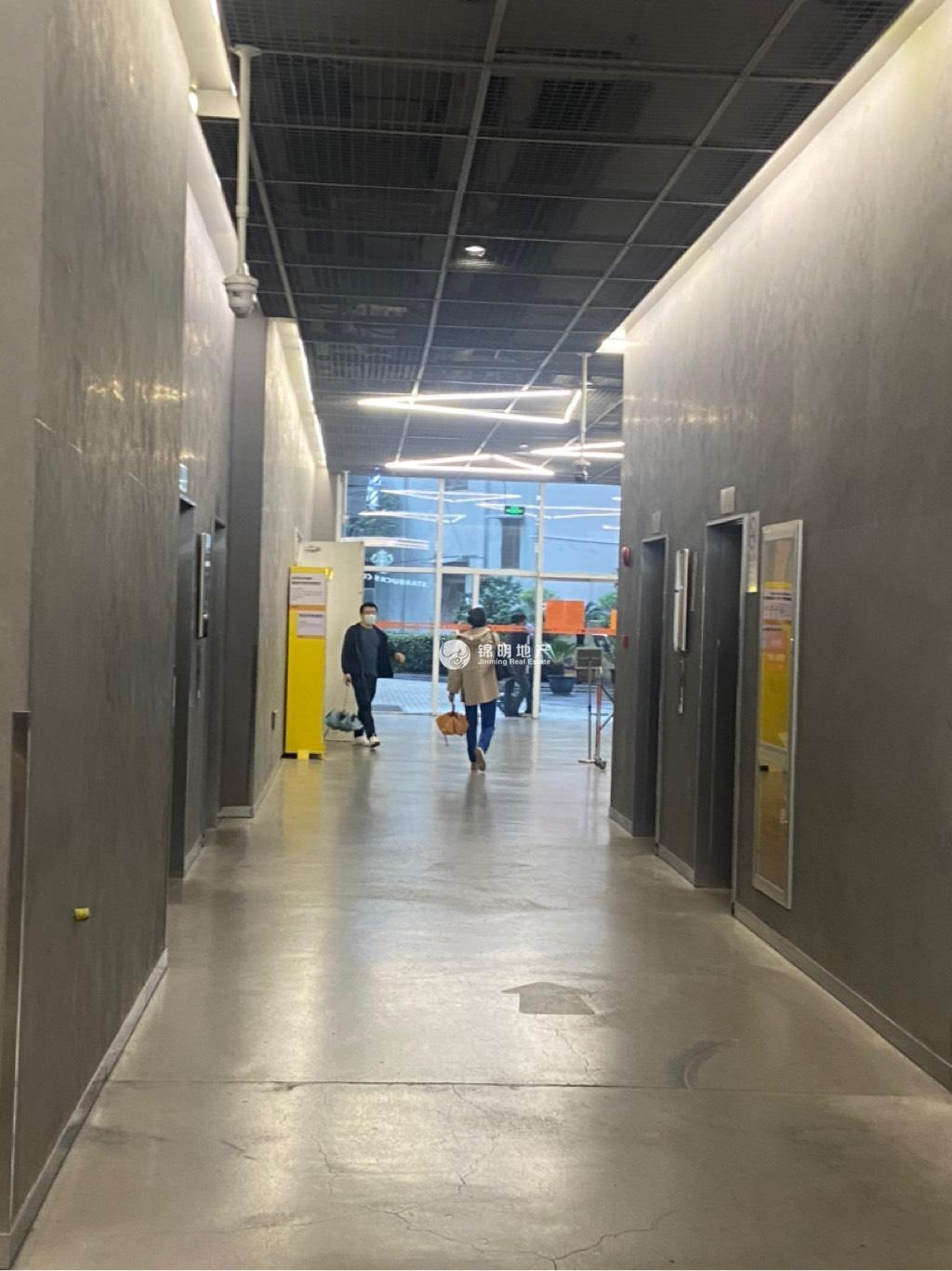 四川北路海泰时代大厦81平米写字楼出租