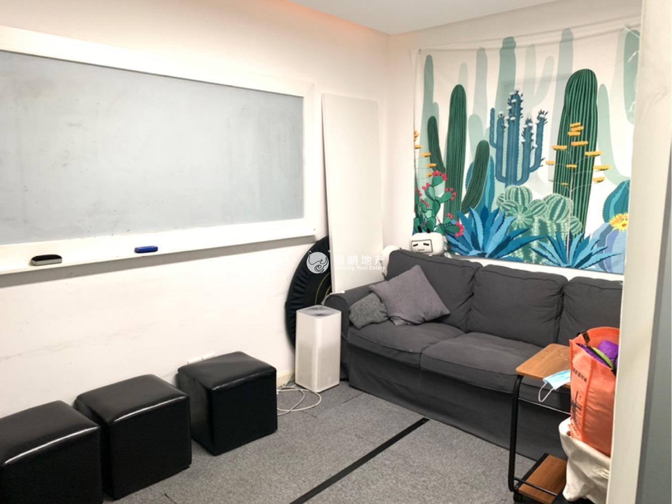 长风国盛中心110平米写字楼出租