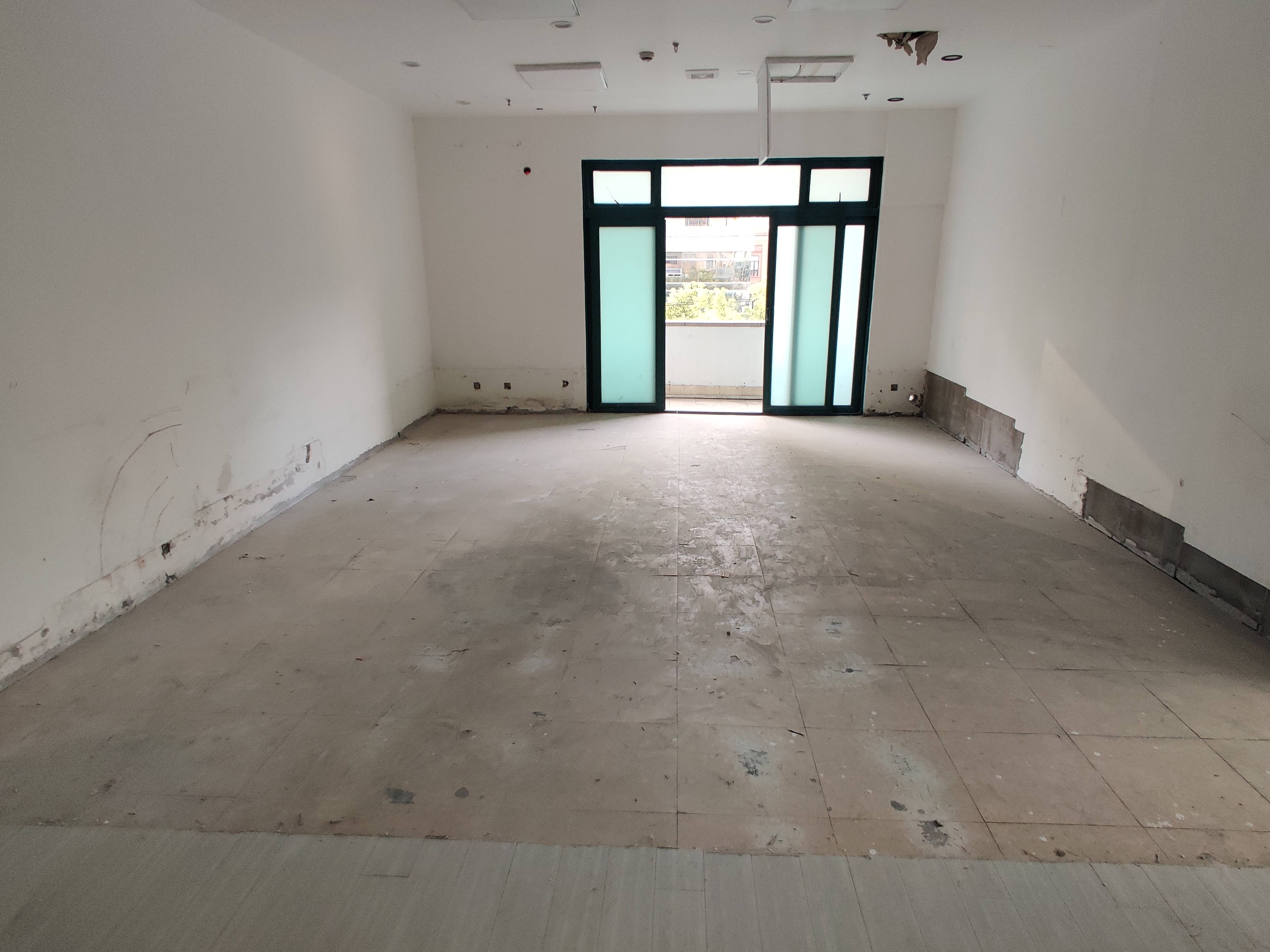 人民广场东新大厦150平米写字楼出租