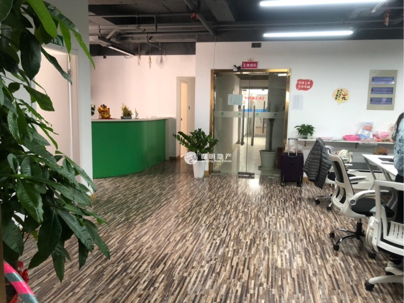 打浦桥裕兴大厦171平米写字楼出租