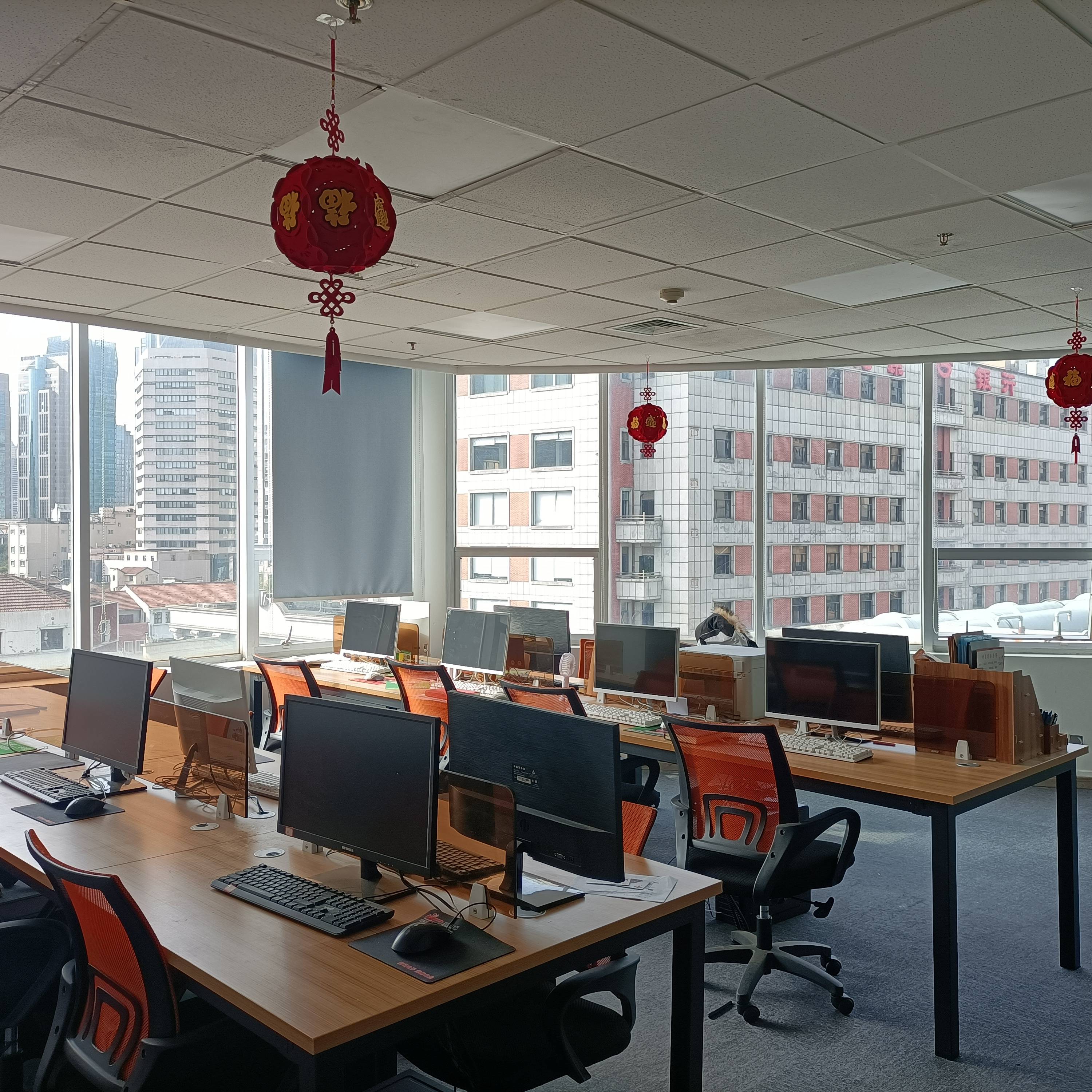 豫园新上海城市广场102平米写字楼出租