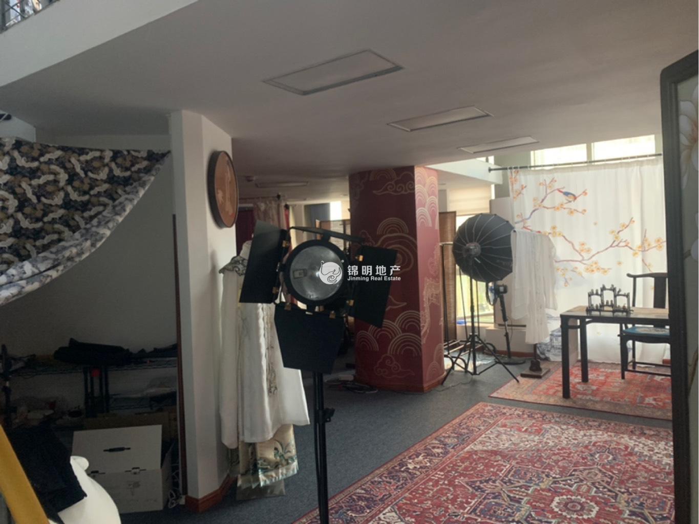 曹杨尚诚国际98平米写字楼出租