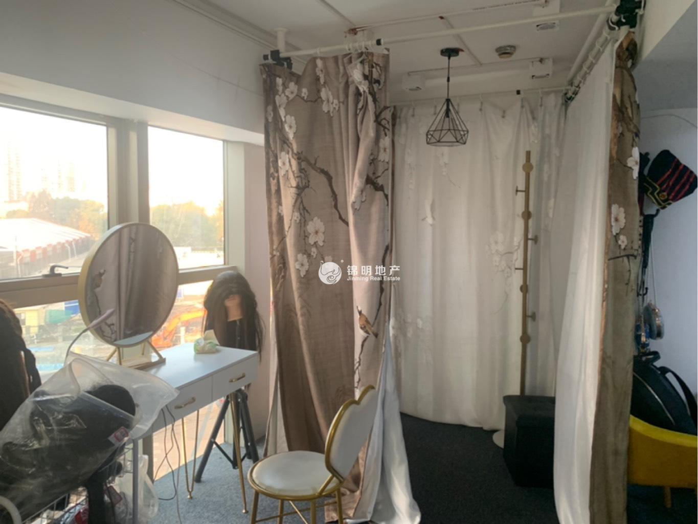 曹杨尚诚国际98平米写字楼出租