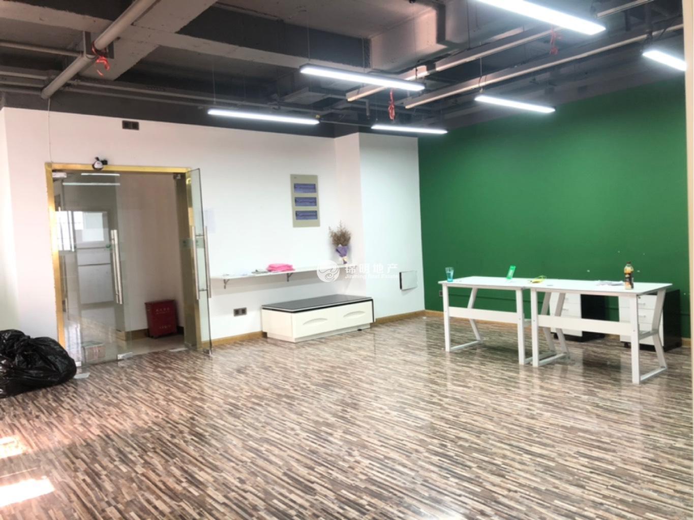 打浦桥裕兴大厦171平米写字楼出租