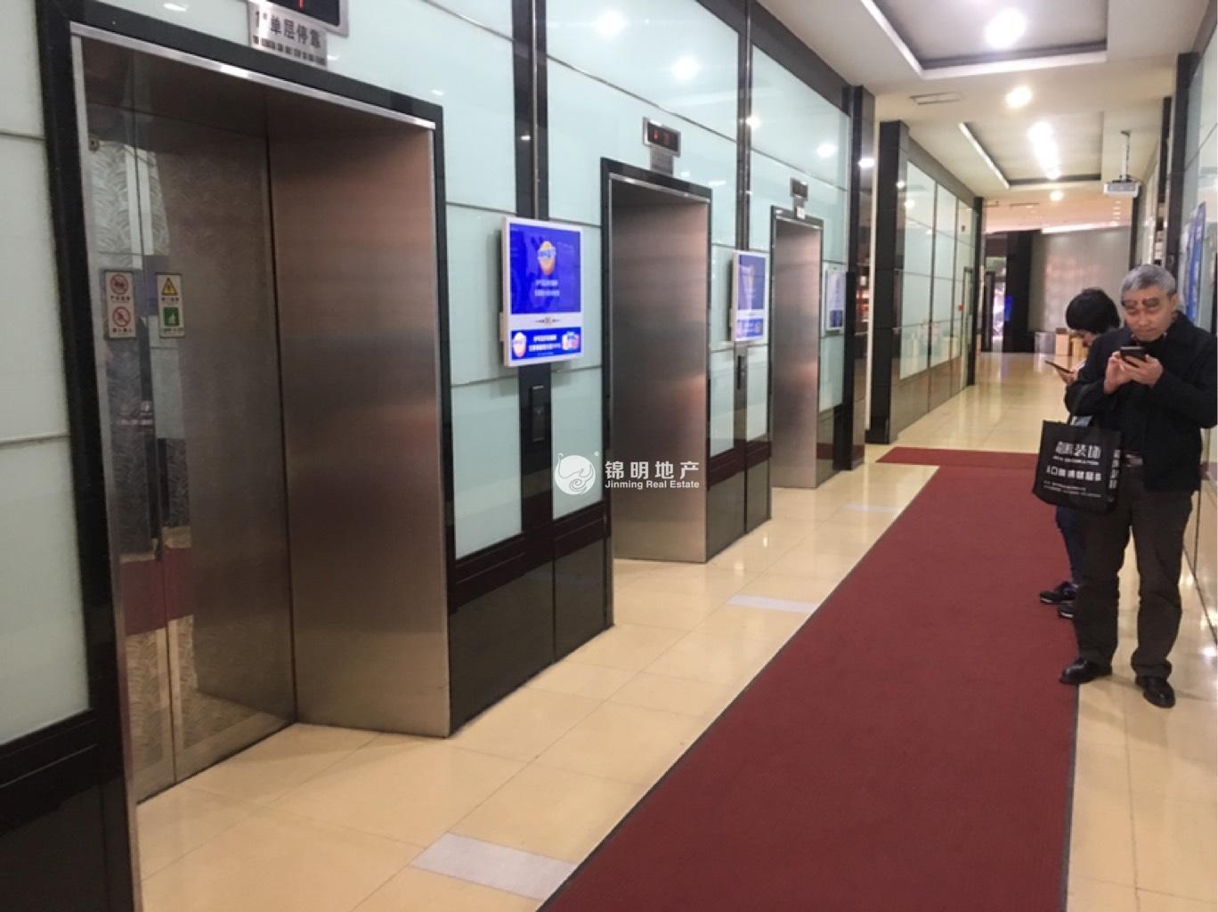 打浦桥致远大厦105平米写字楼出租