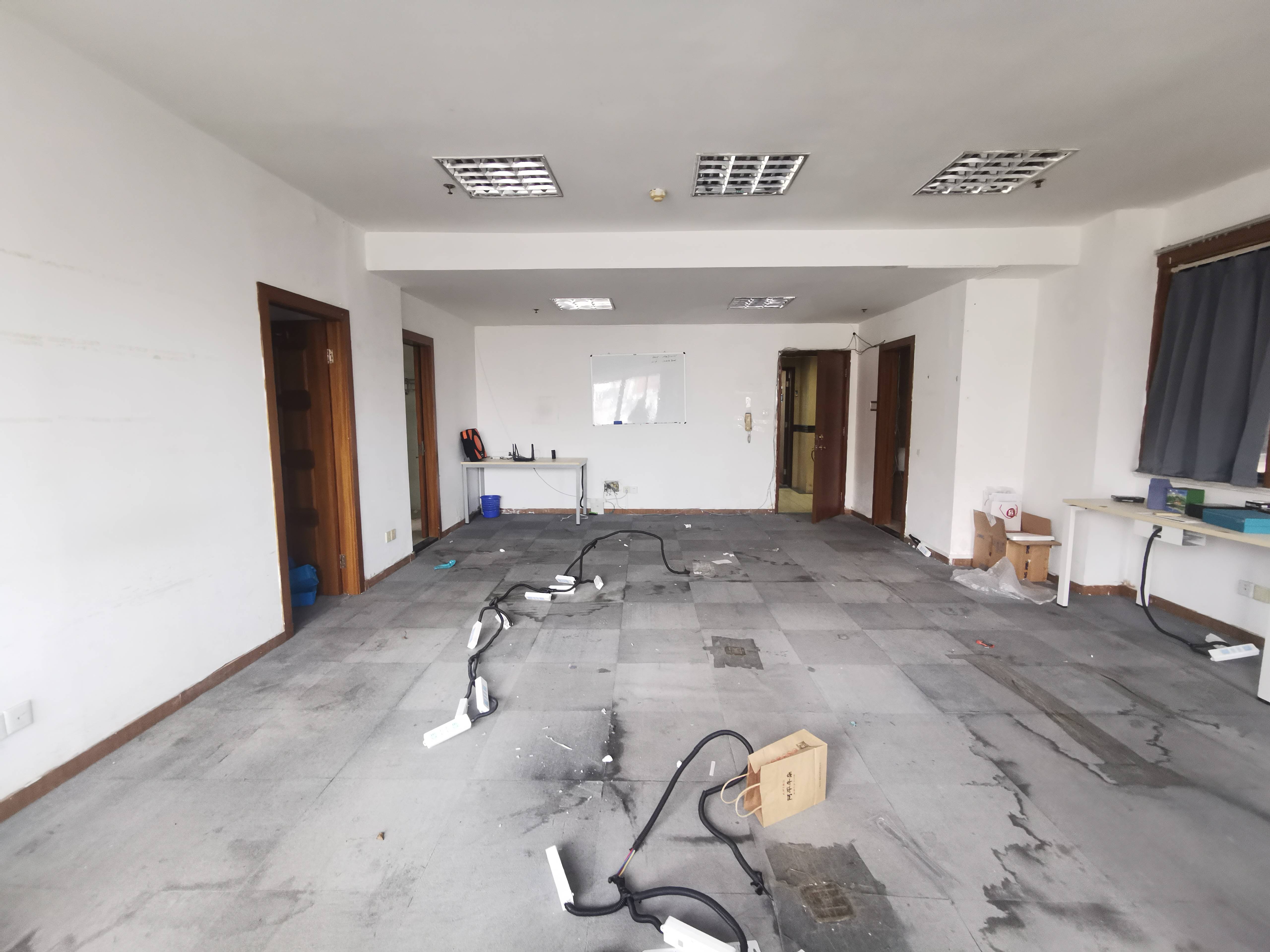 五里桥丽都大厦105平米写字楼出租