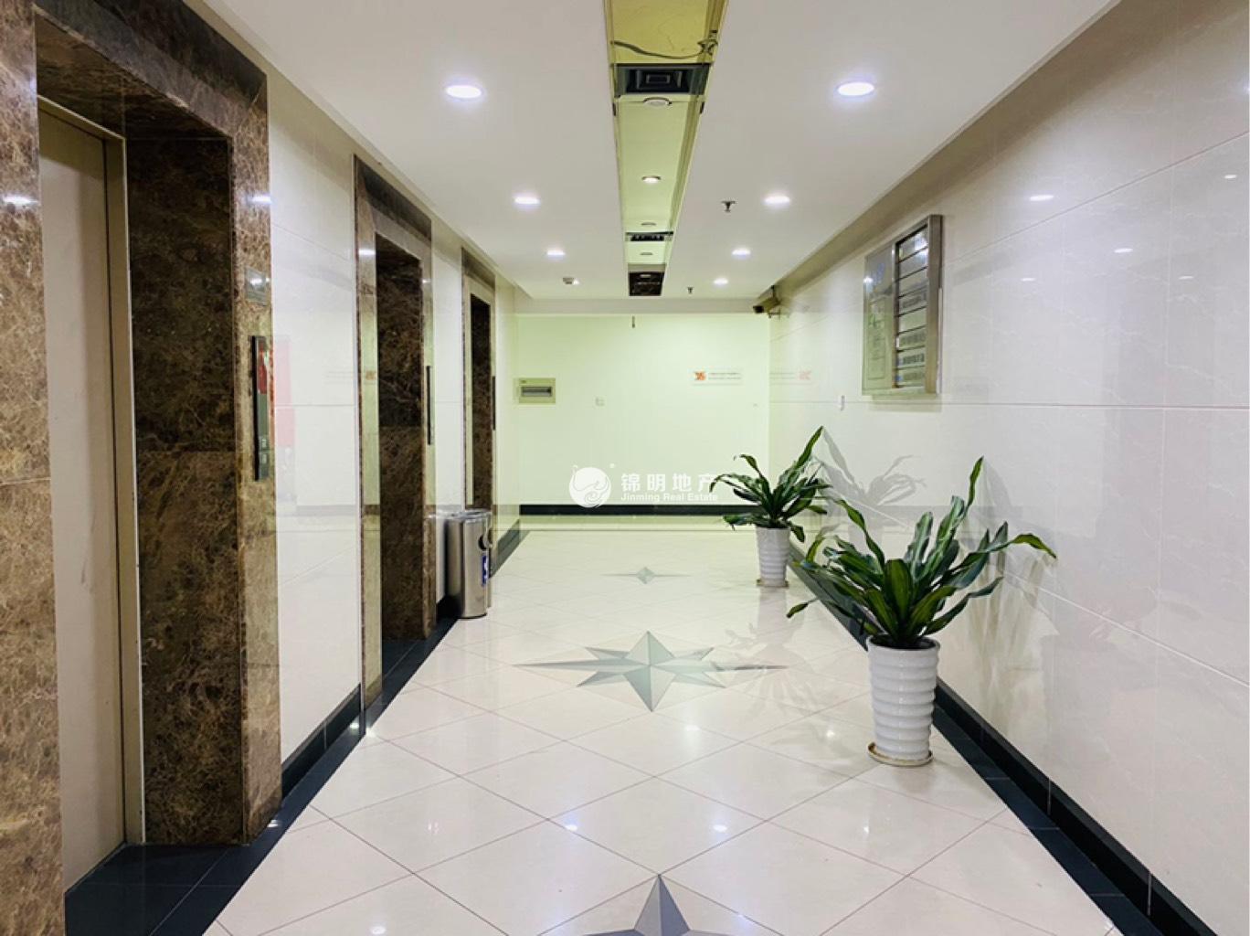 万体馆景鸿大厦240平米写字楼出租