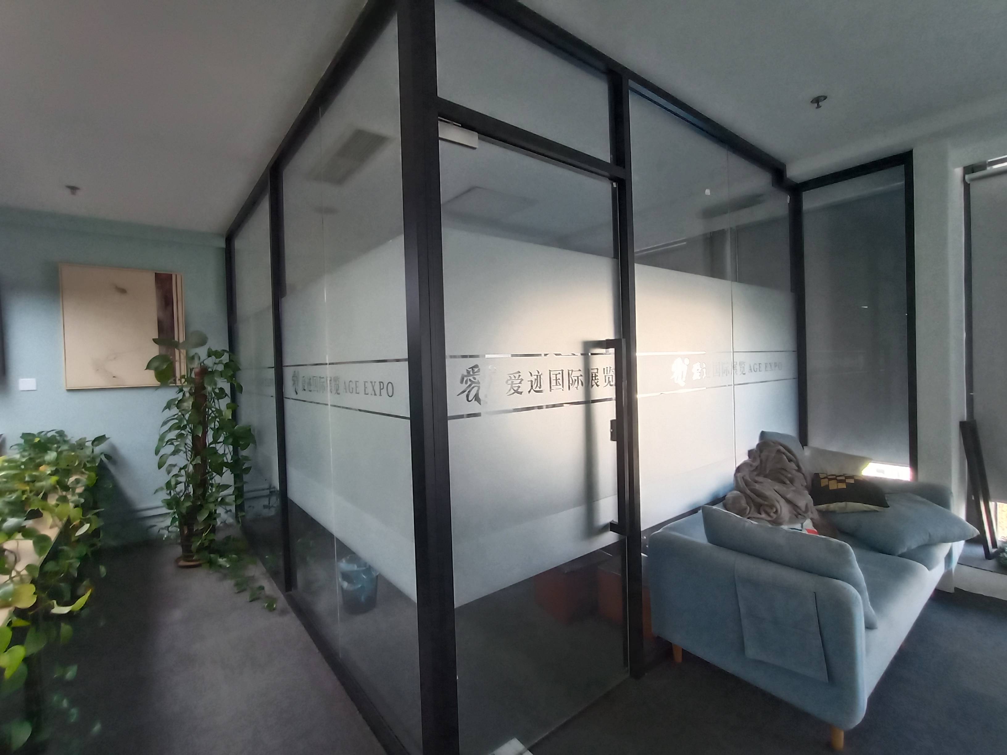 七寶財(cái)富108廣場(chǎng)74平米寫字樓出租