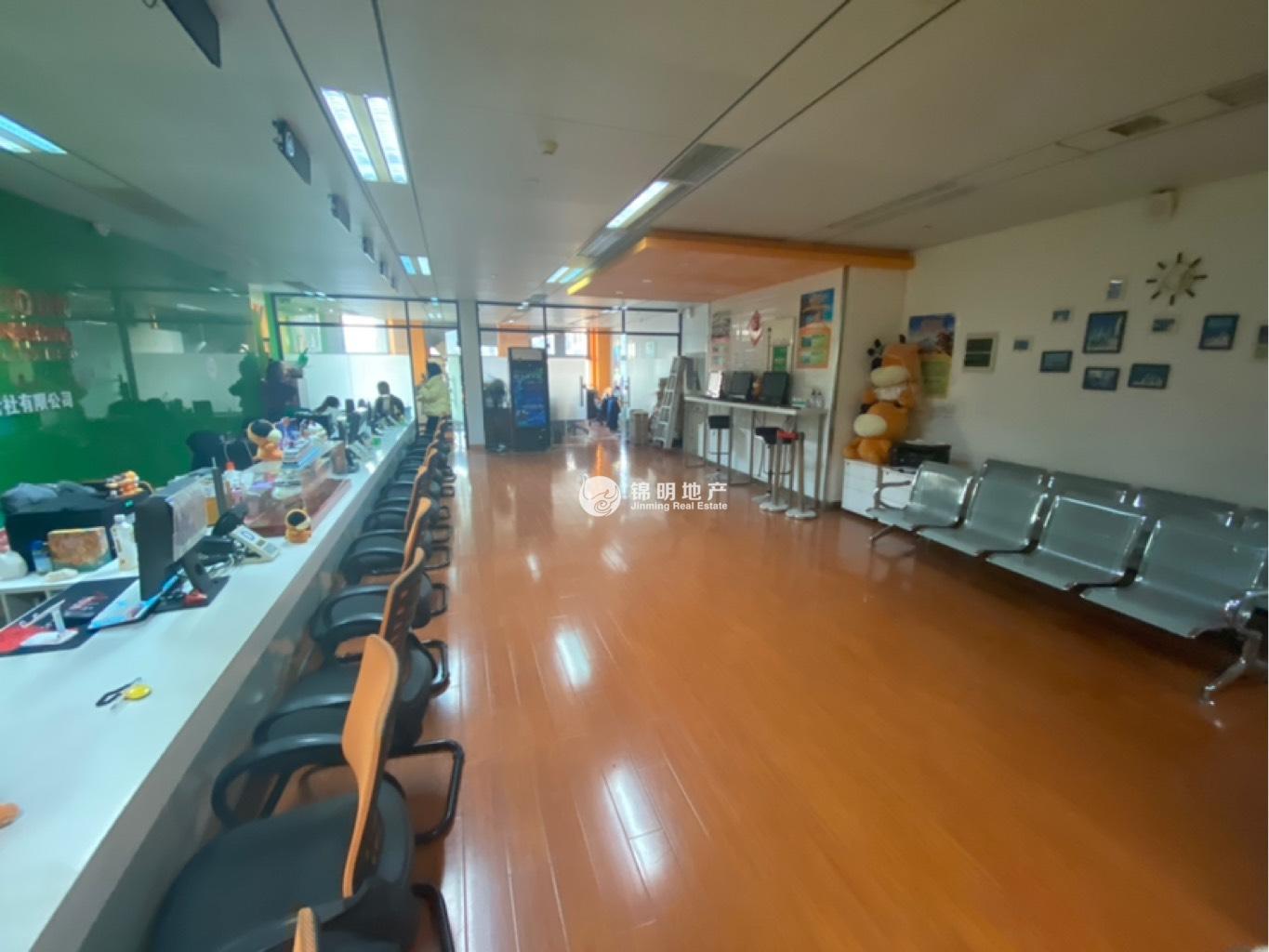 四川北路嘉杰国际广场217平米写字楼出租