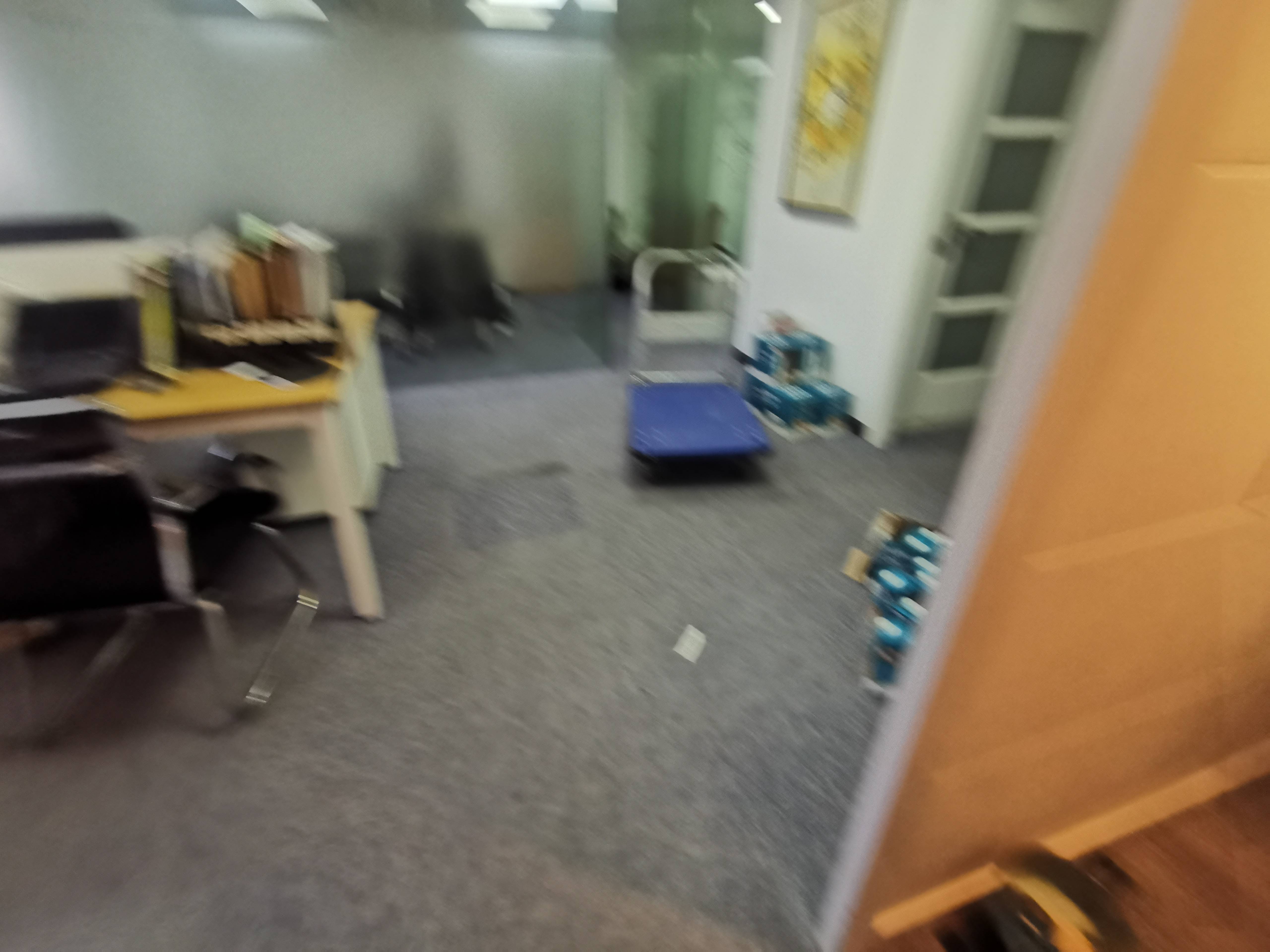 不夜城上海现代交通商务大厦91平米写字楼出租