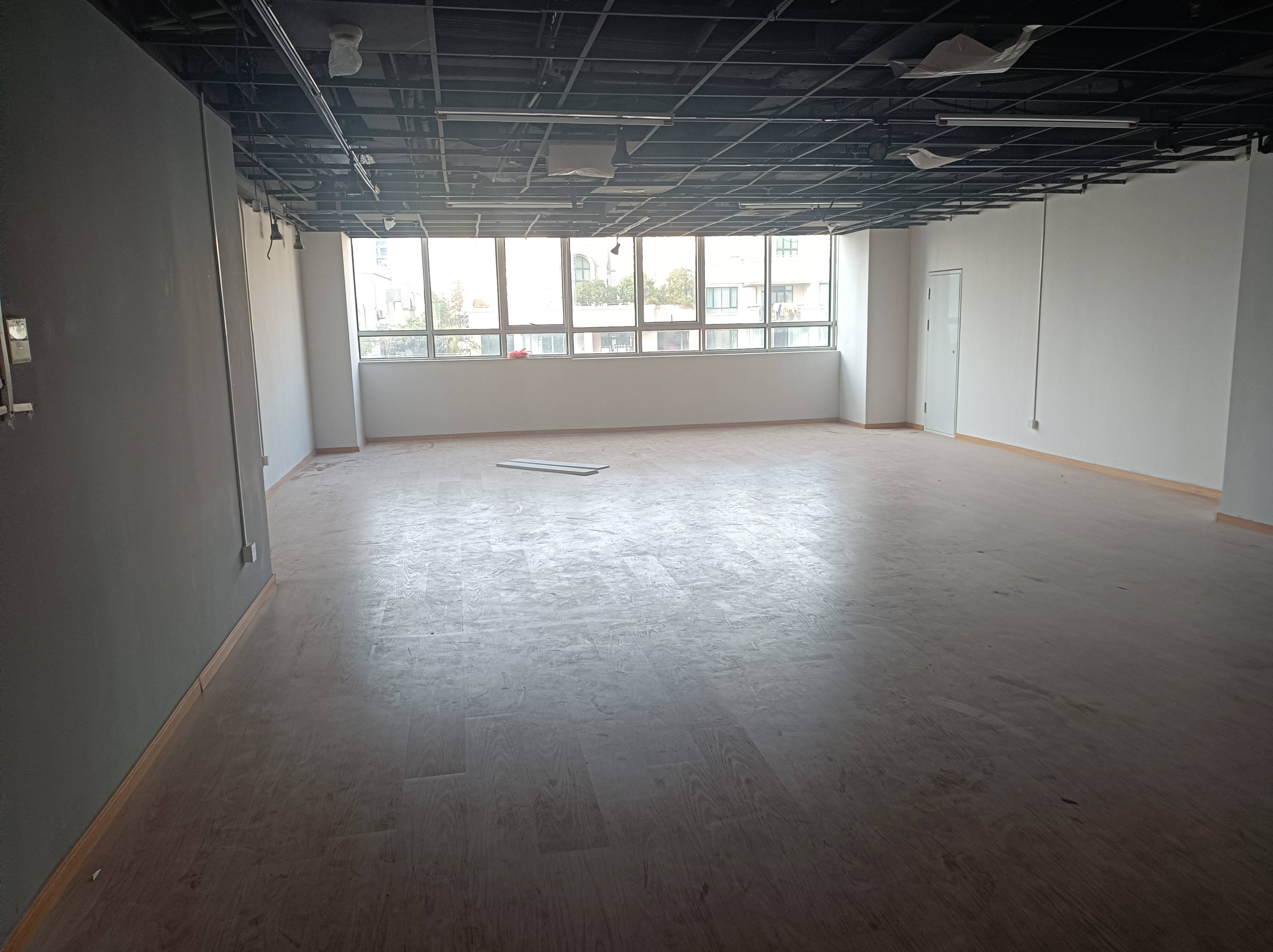 曹家渡海森国际大厦137平米写字楼出租