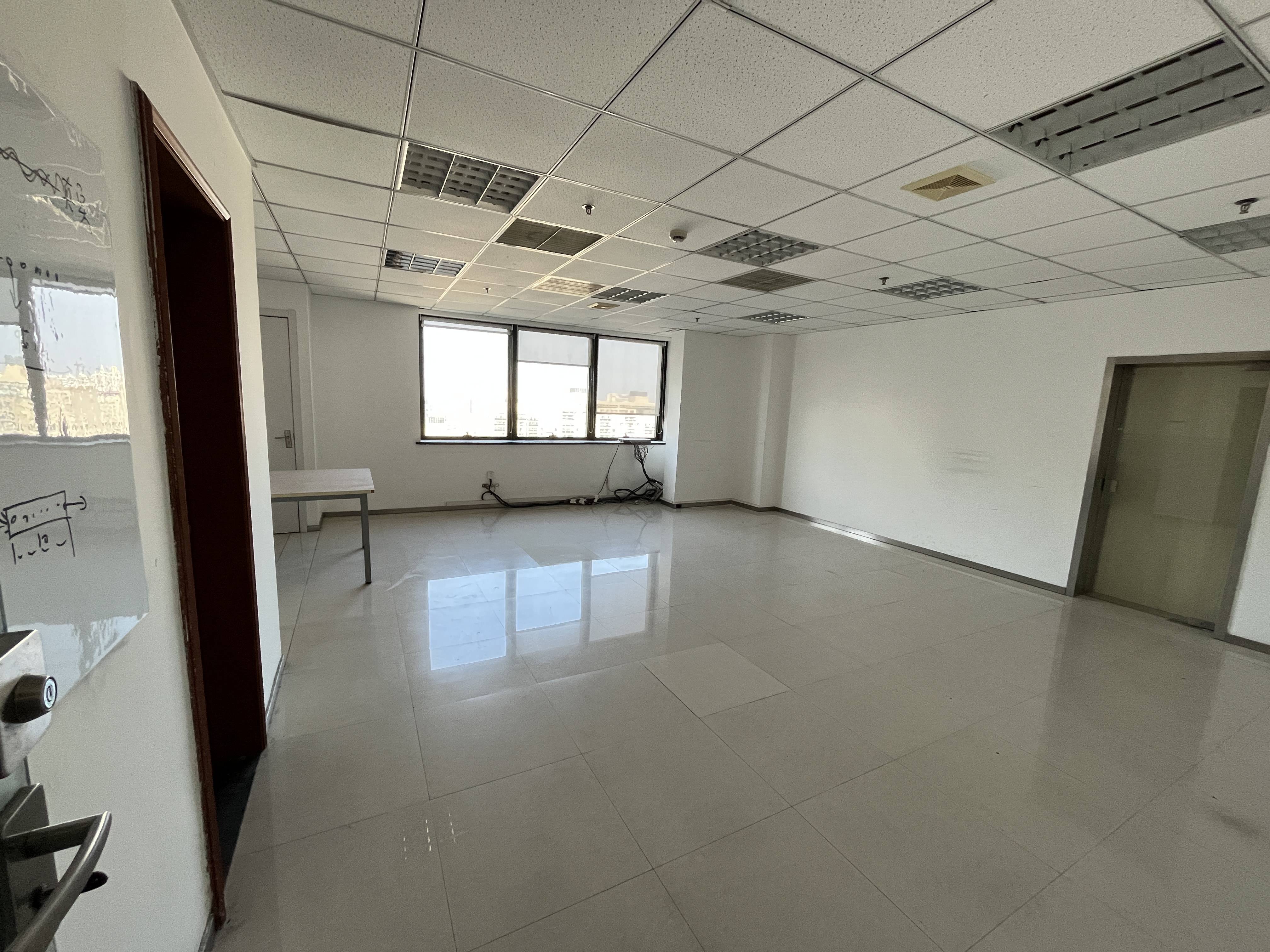 周家嘴路海上海115平米写字楼出租