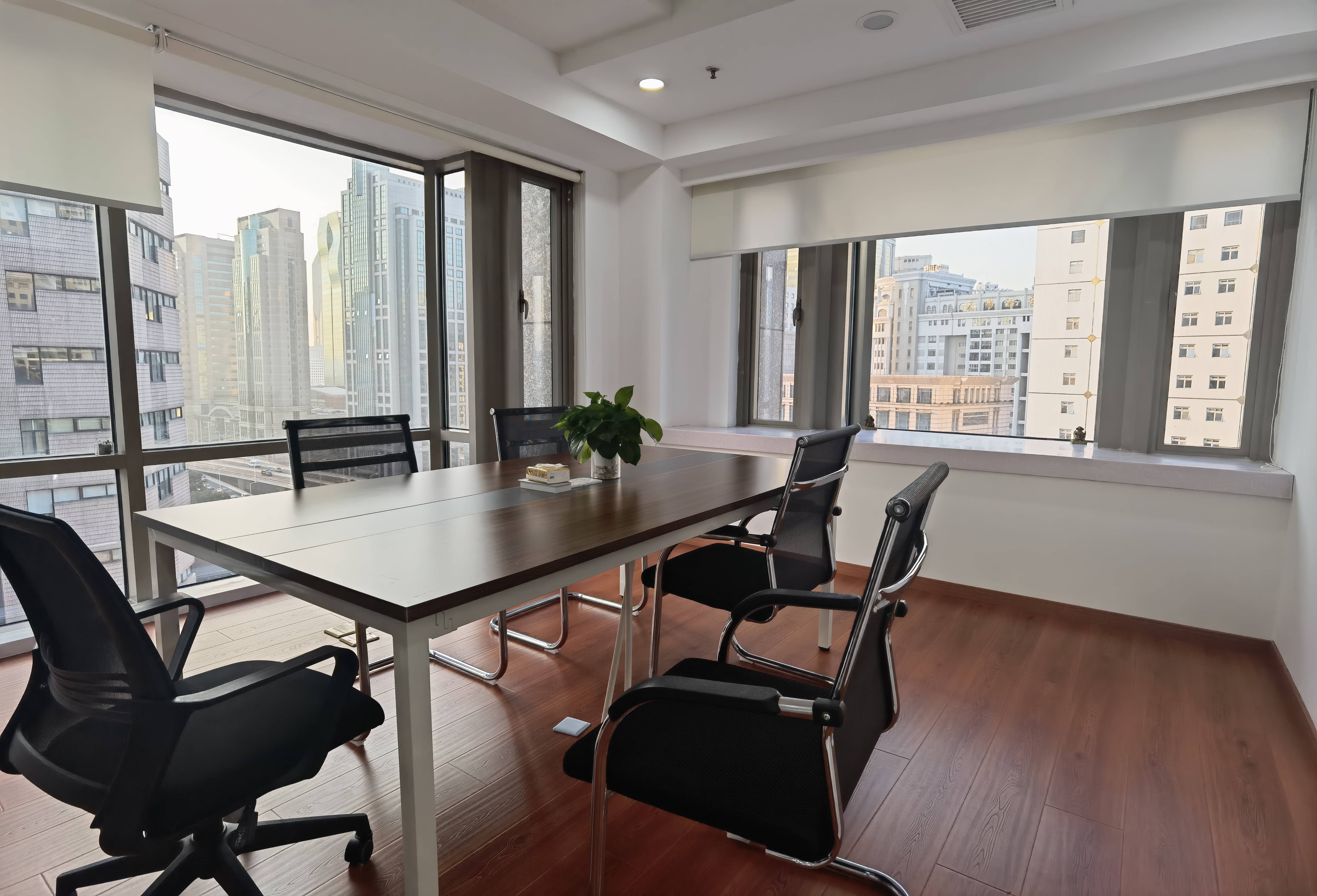 豫园旺角广场191平米写字楼出租