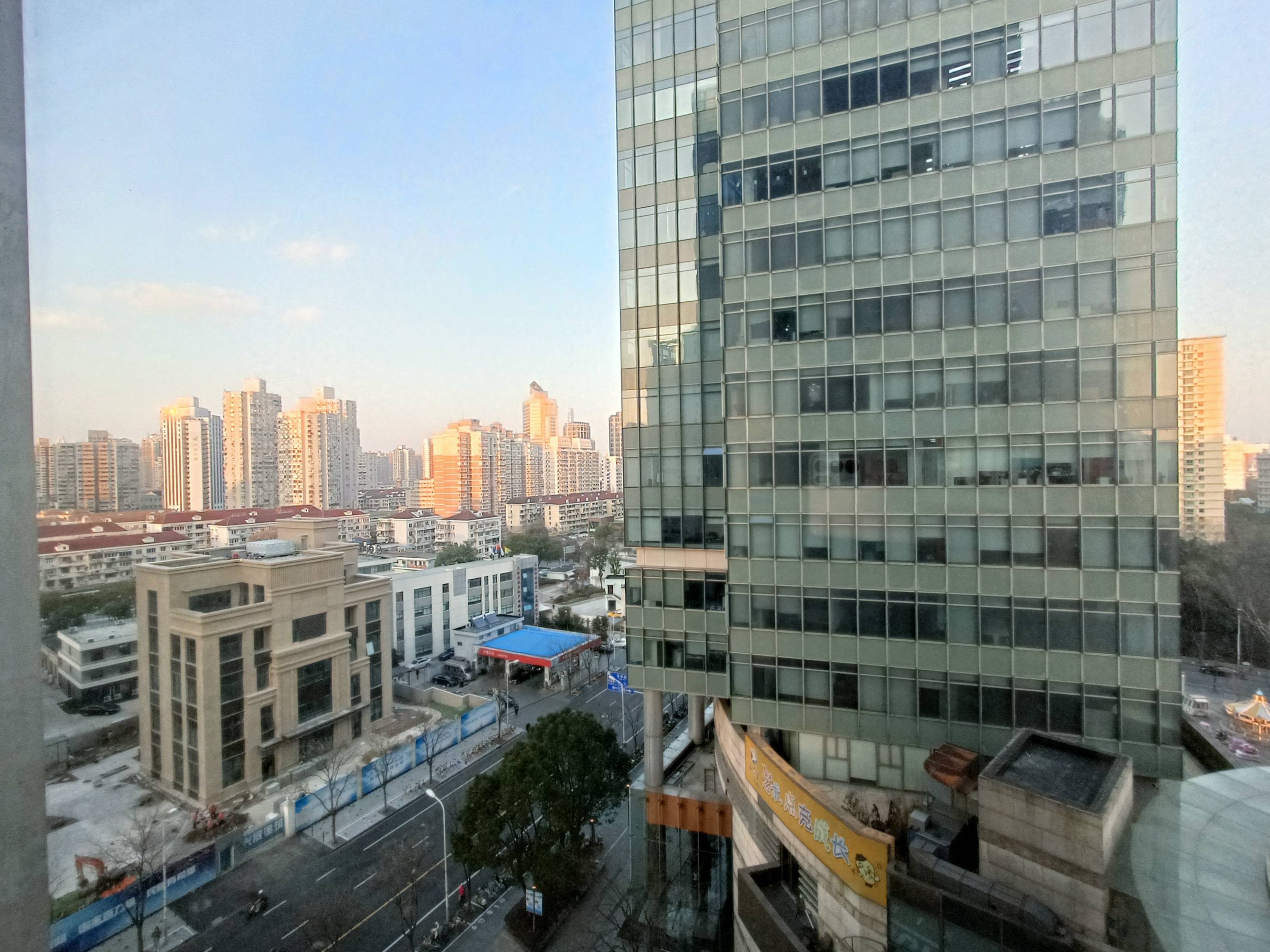 世博滨江绿地海外滩175平米写字楼出租