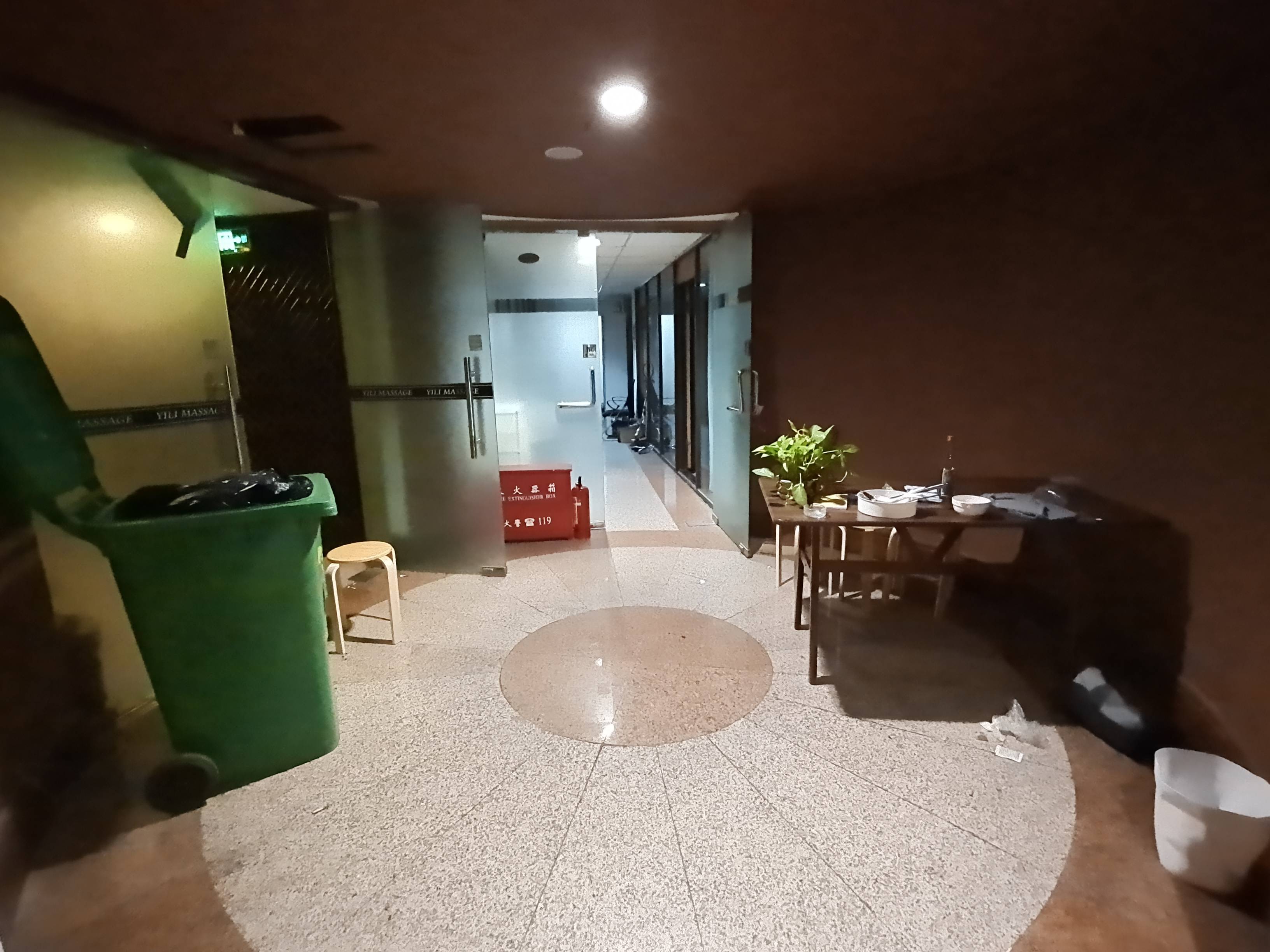 天山金桥大厦123平米写字楼出租