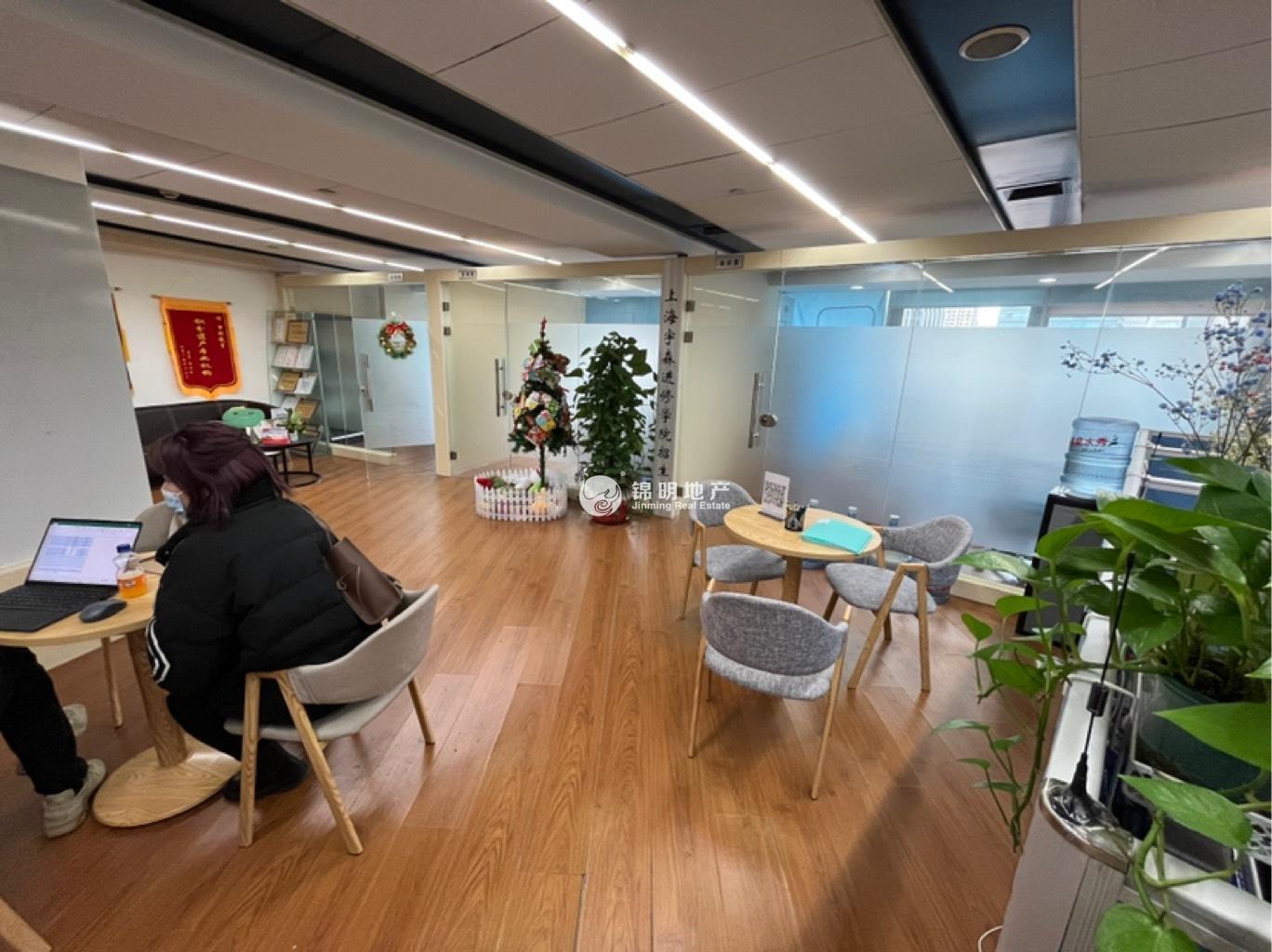 四川北路海泰国际大厦140平米写字楼出租