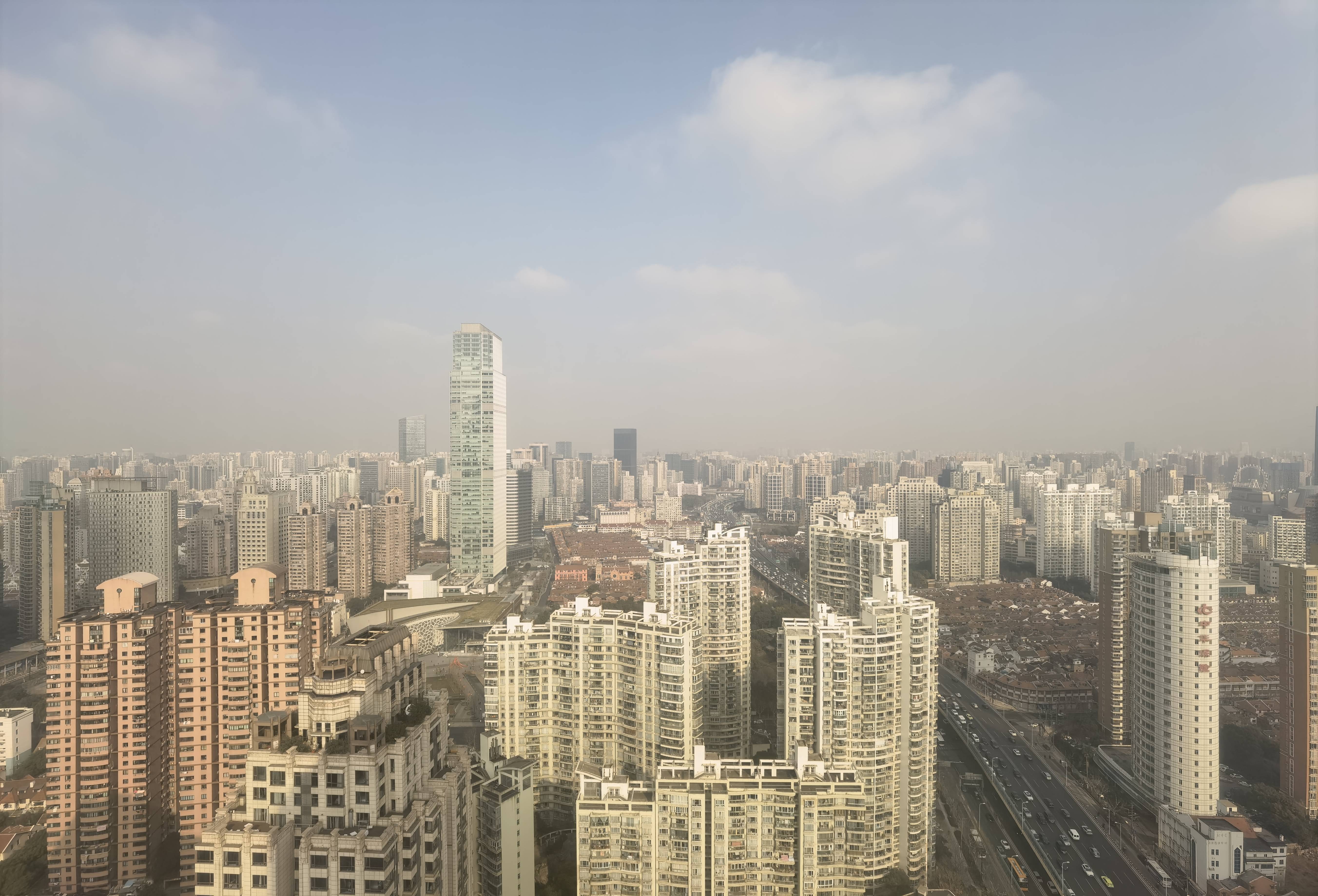 南京西路仲益大厦68平米写字楼出租