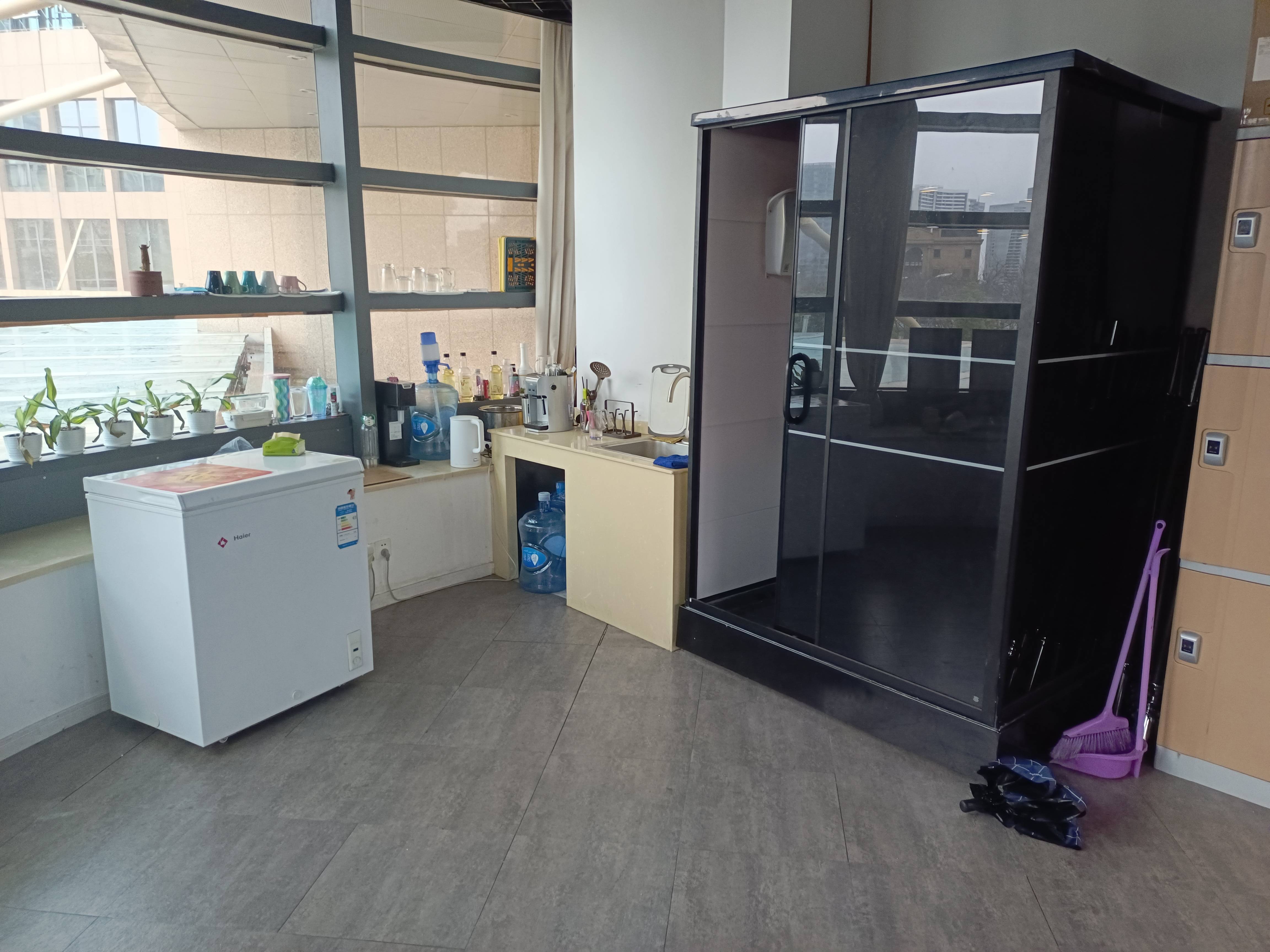 莘庄世宏金源中心108平米写字楼出租