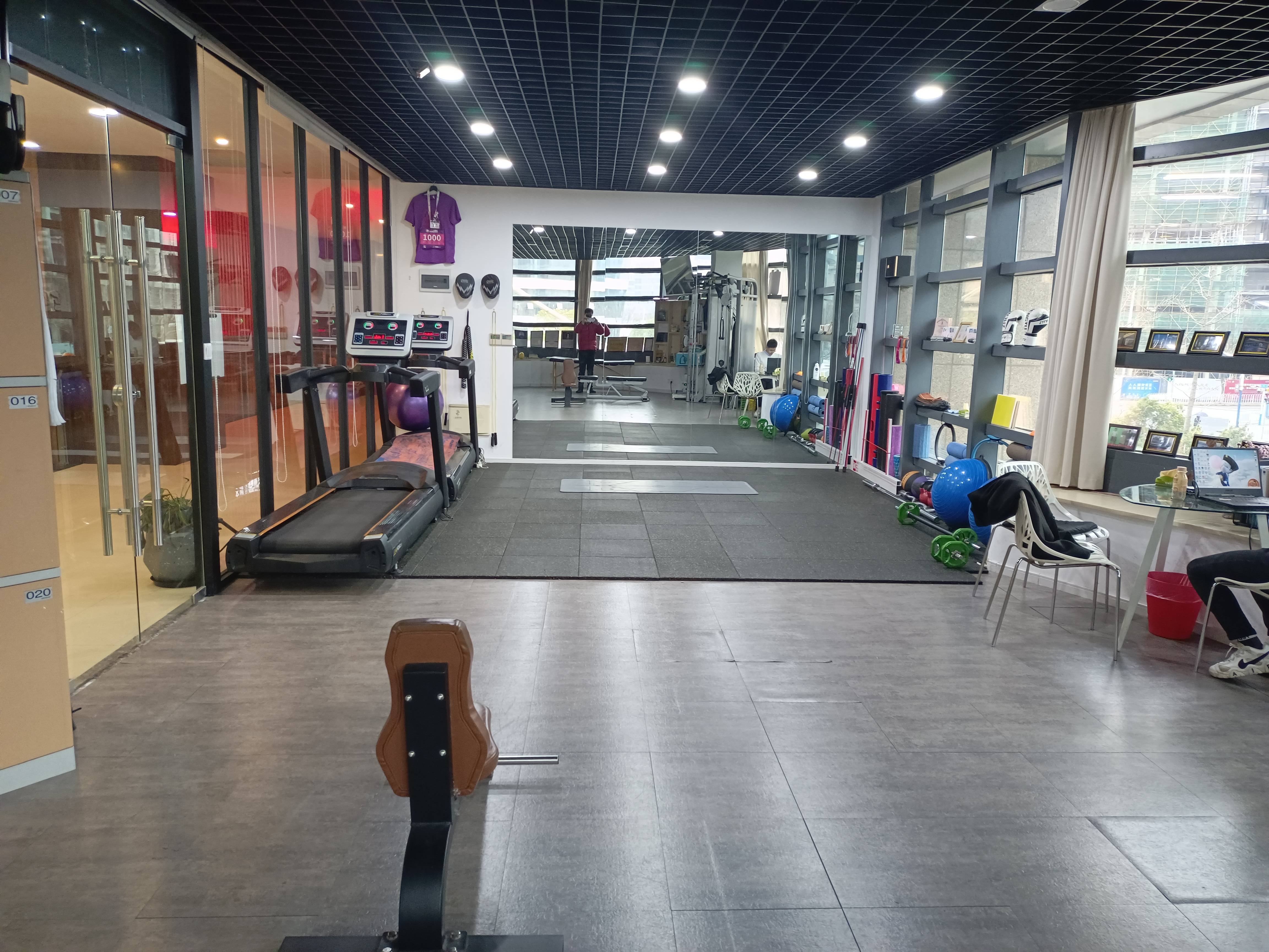 莘庄世宏金源中心108平米写字楼出租