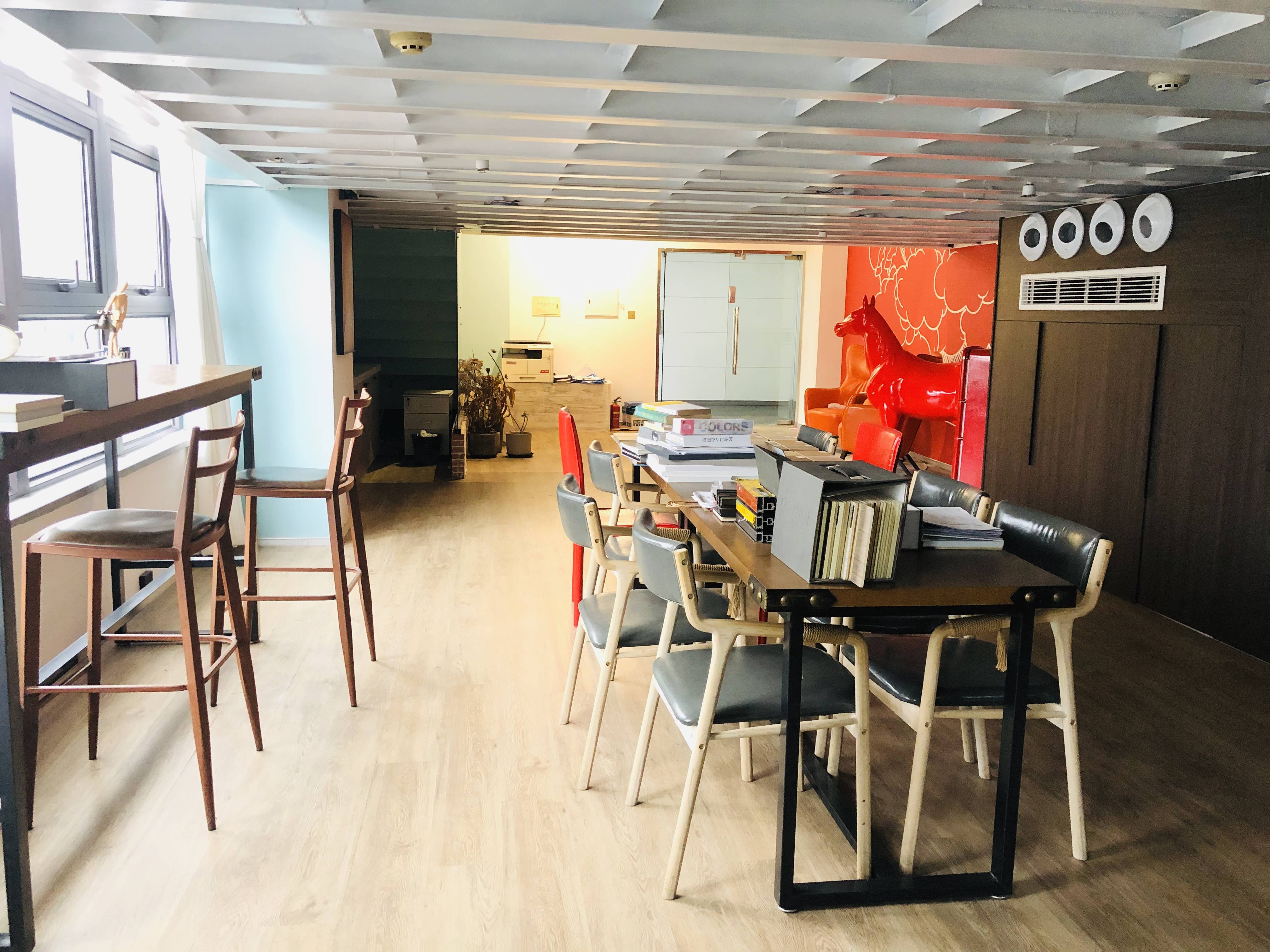 江宁路静安创展中心149平米写字楼出租