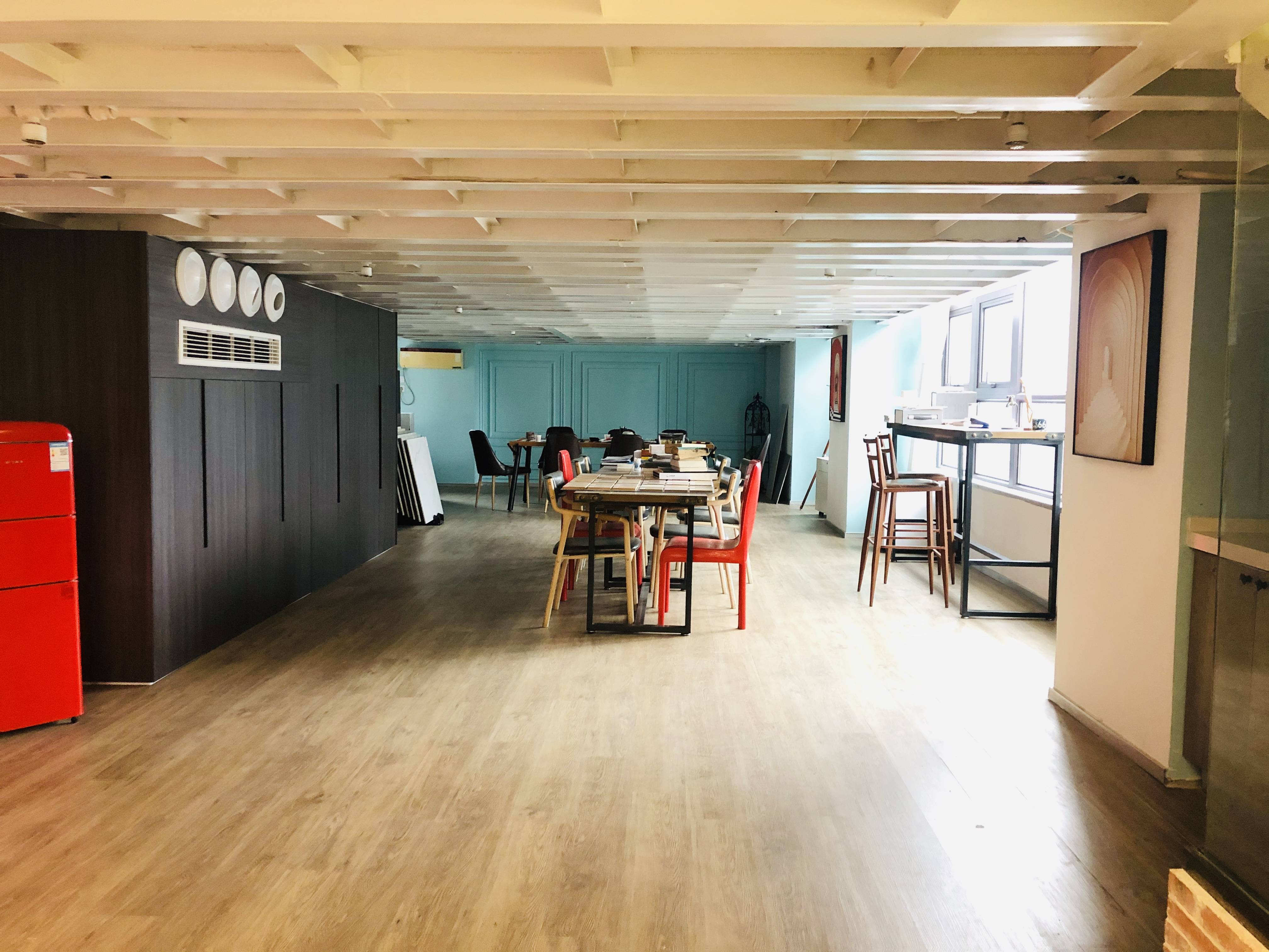 江宁路静安创展中心149平米写字楼出租