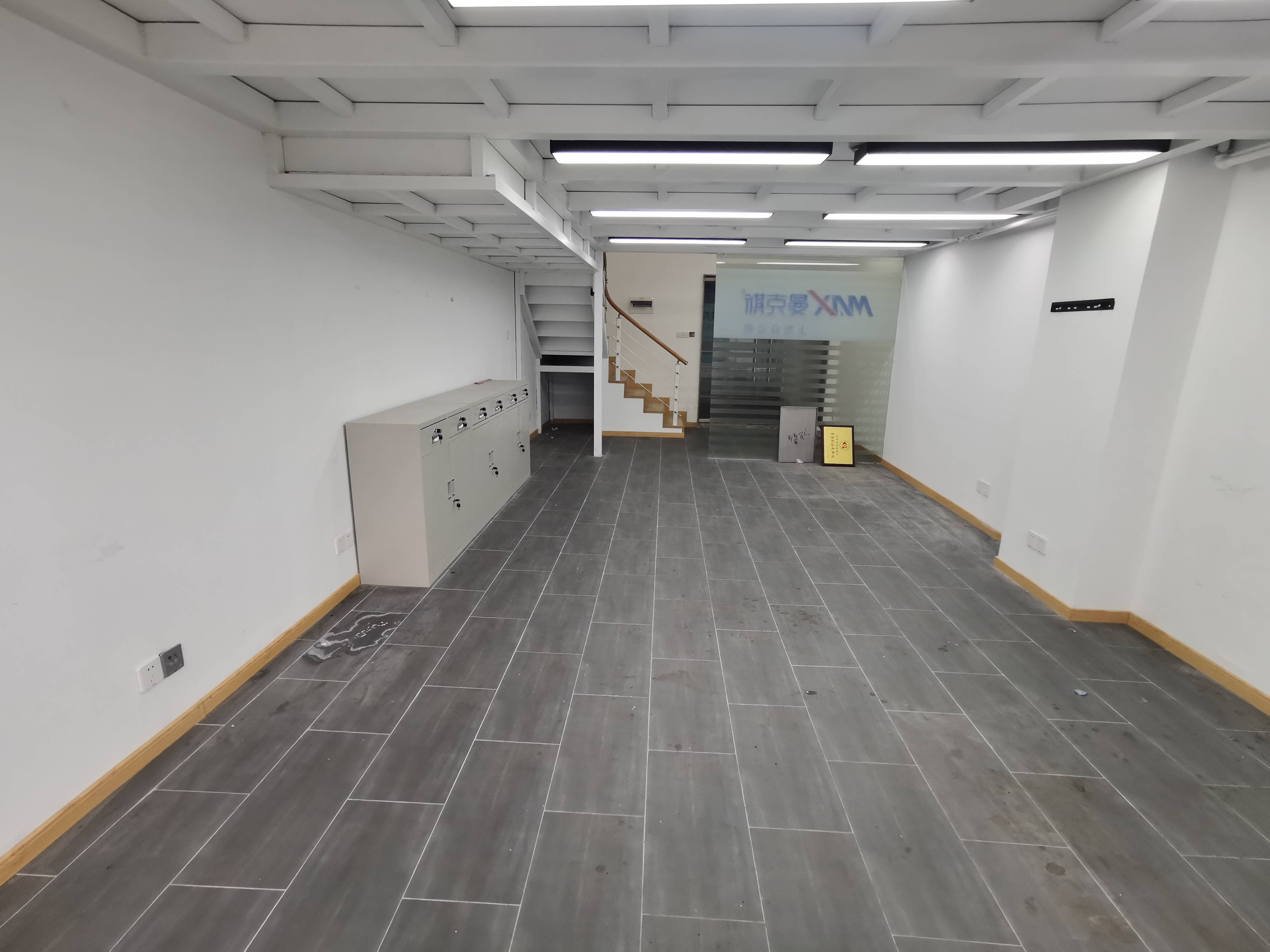 七宝万科七宝国际54平米写字楼出租