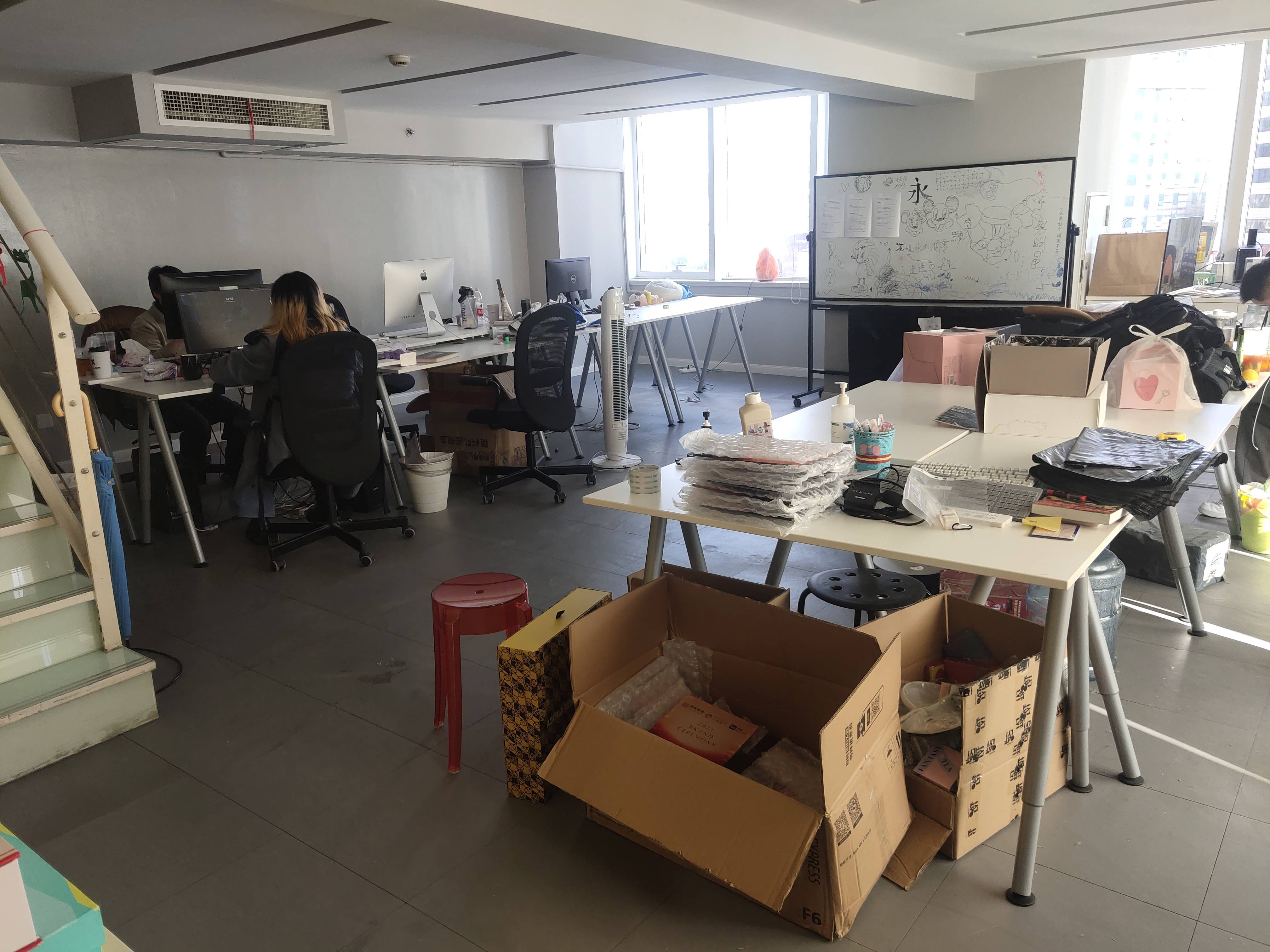 四川北路海泰时代大厦114平米写字楼出租