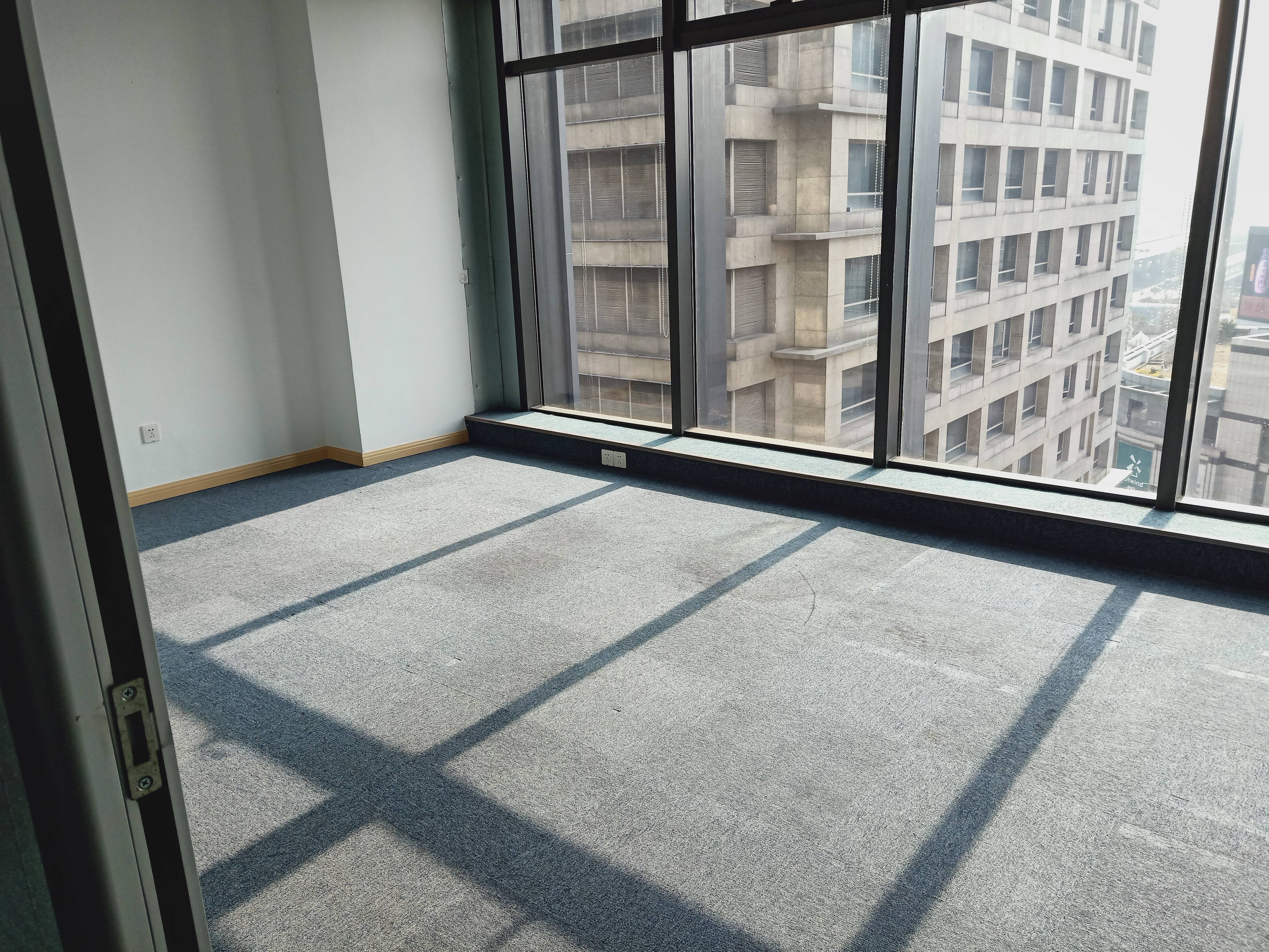 古美莲花国际广场108平米写字楼出租