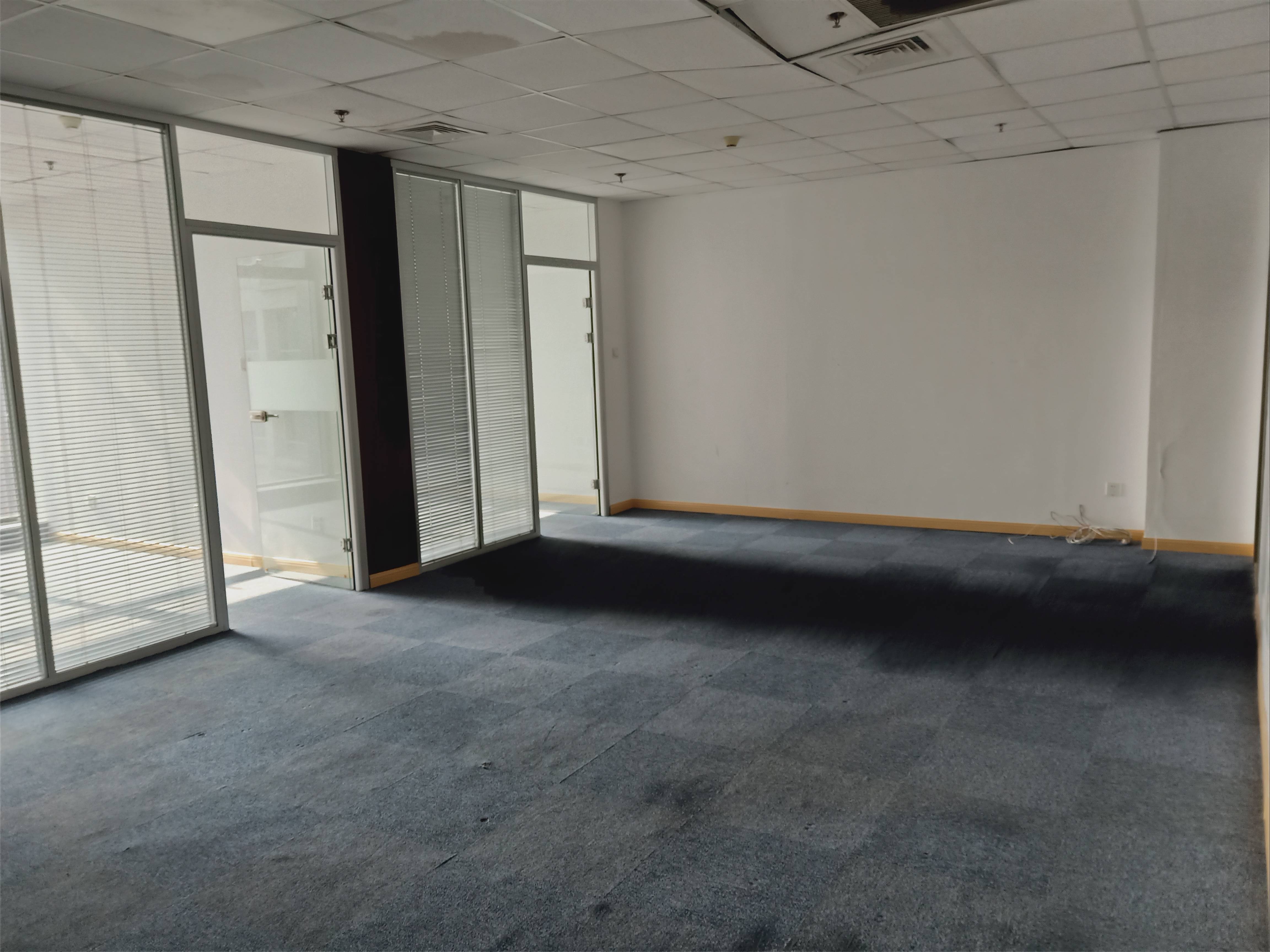 古美莲花国际广场108平米写字楼出租