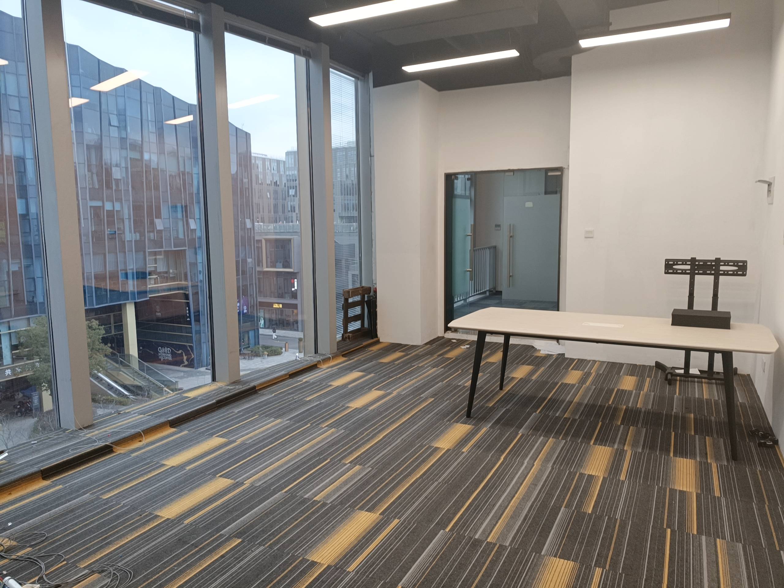 七宝万科七宝国际70平米写字楼出租