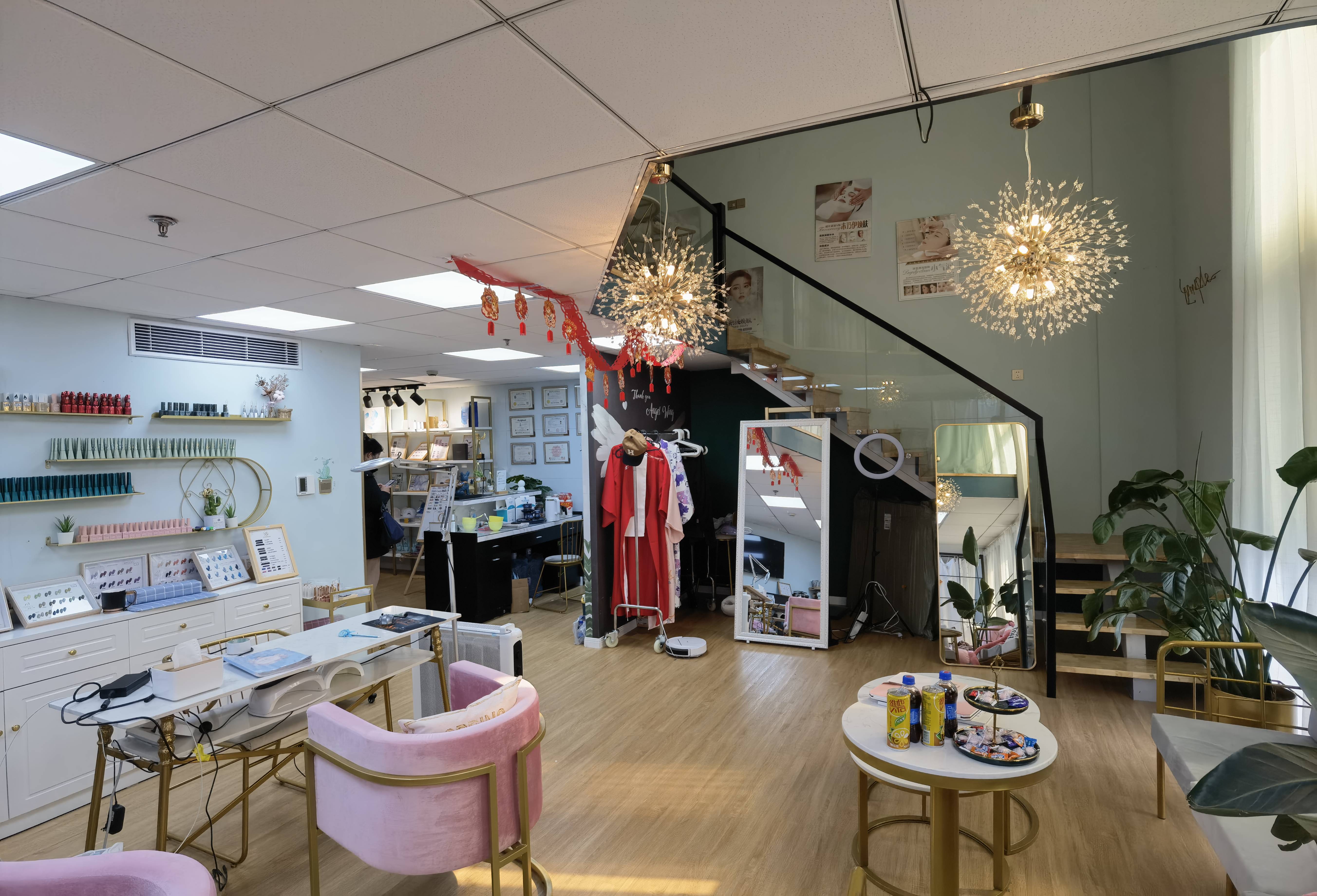 曹杨尚诚国际82平米写字楼出租