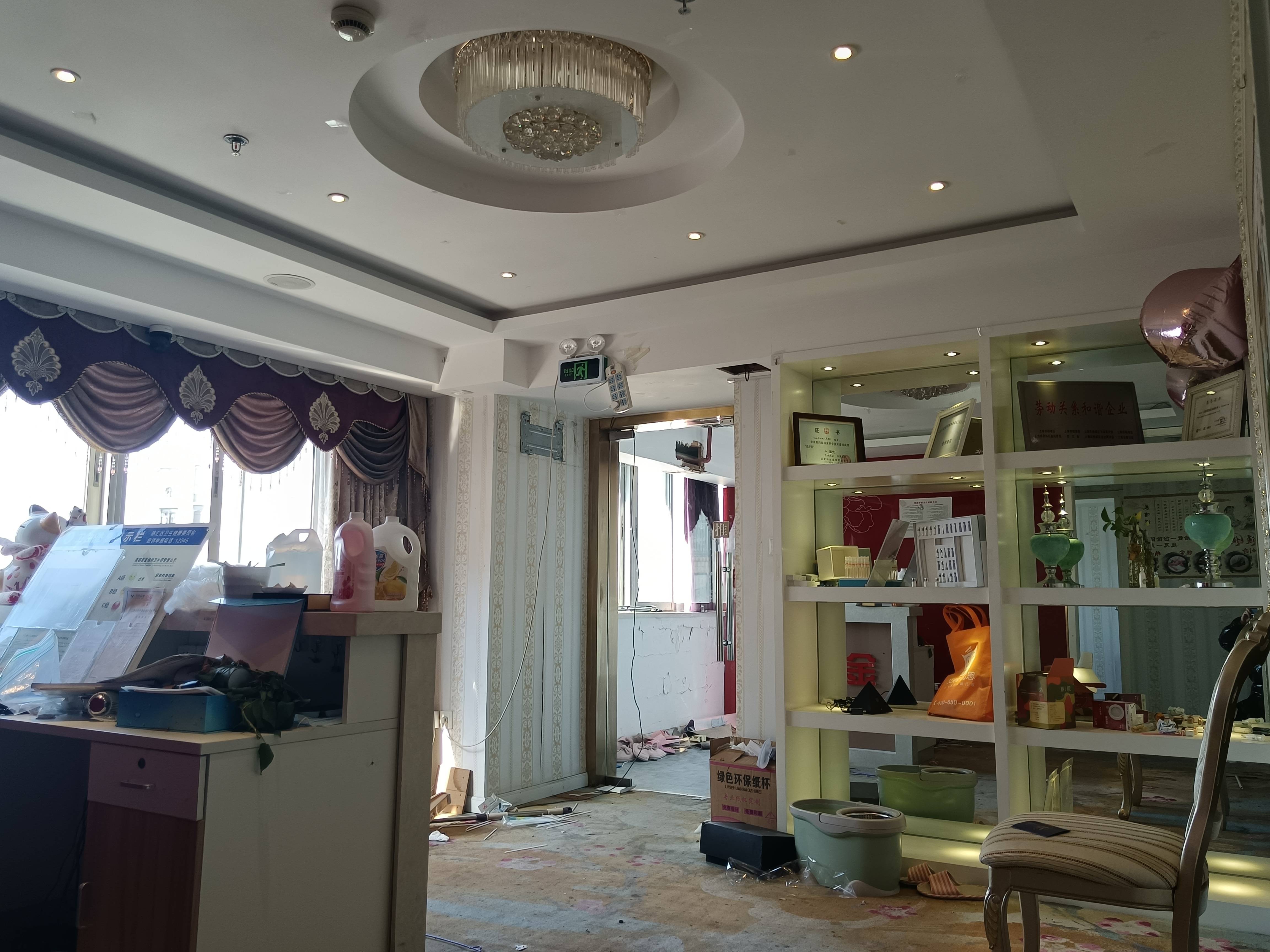 万体馆英雄大厦178平米写字楼出租