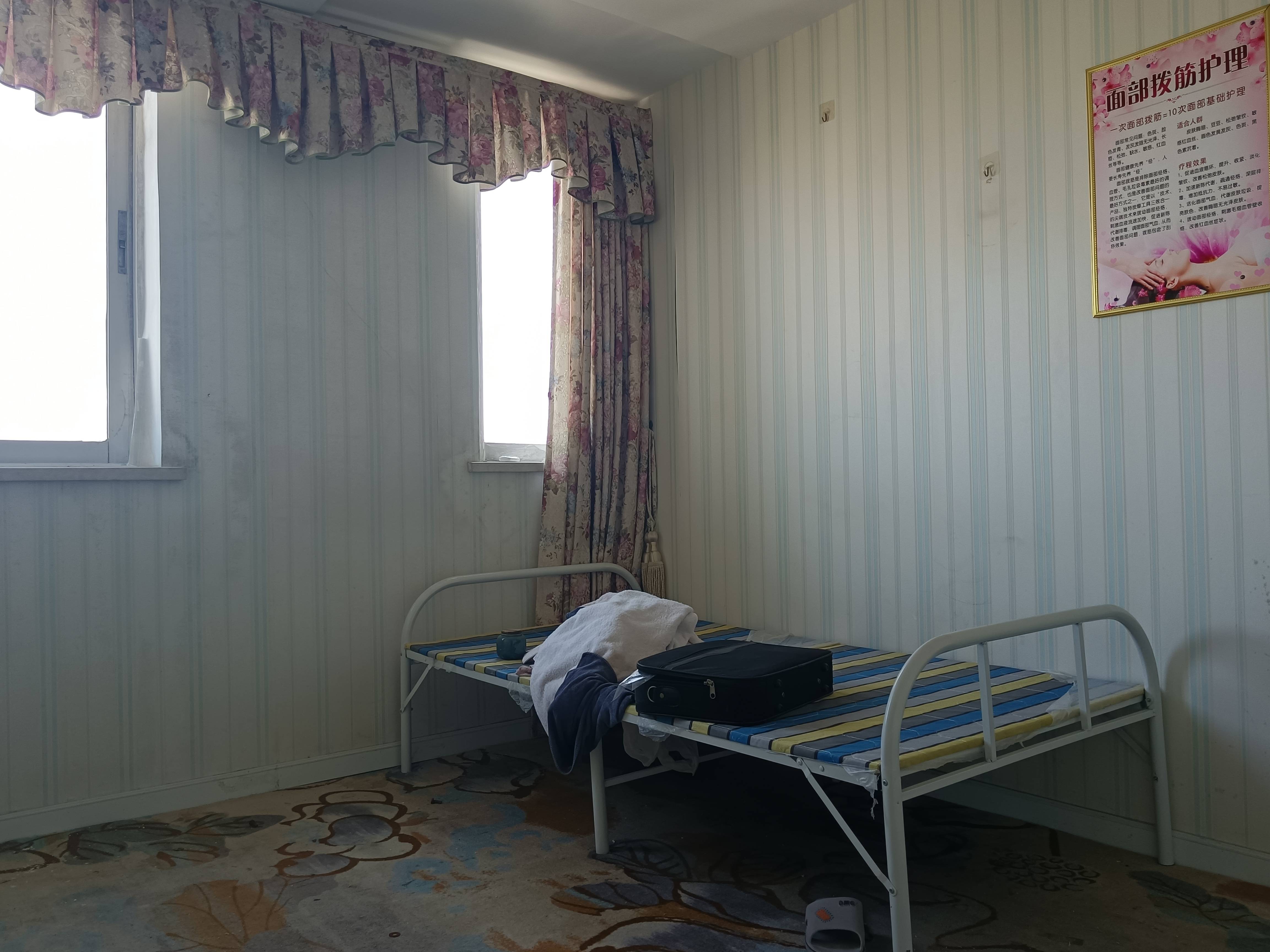 万体馆英雄大厦178平米写字楼出租